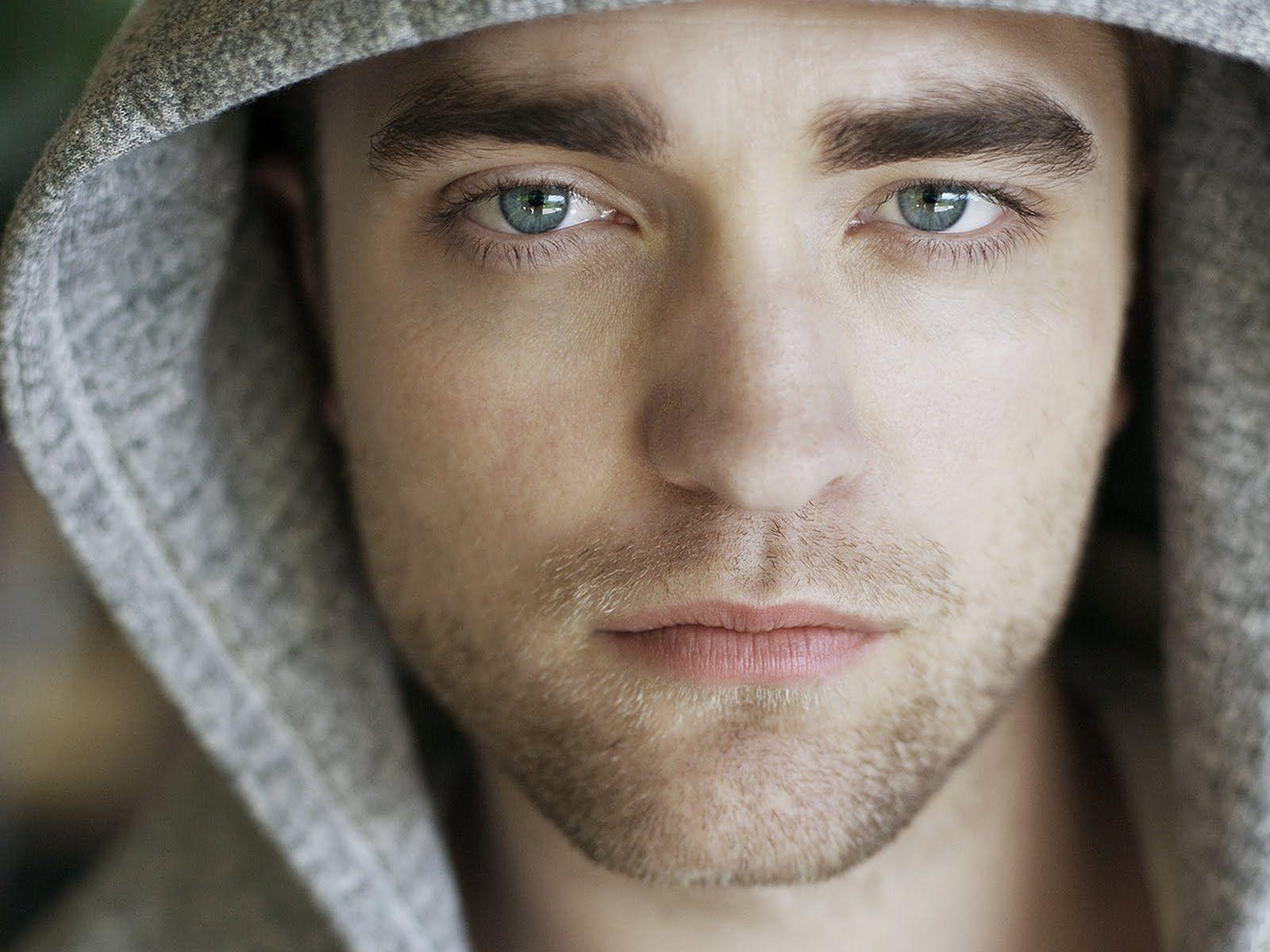 Gadgets Info Available: Robert Pattinson HD Wallpaper