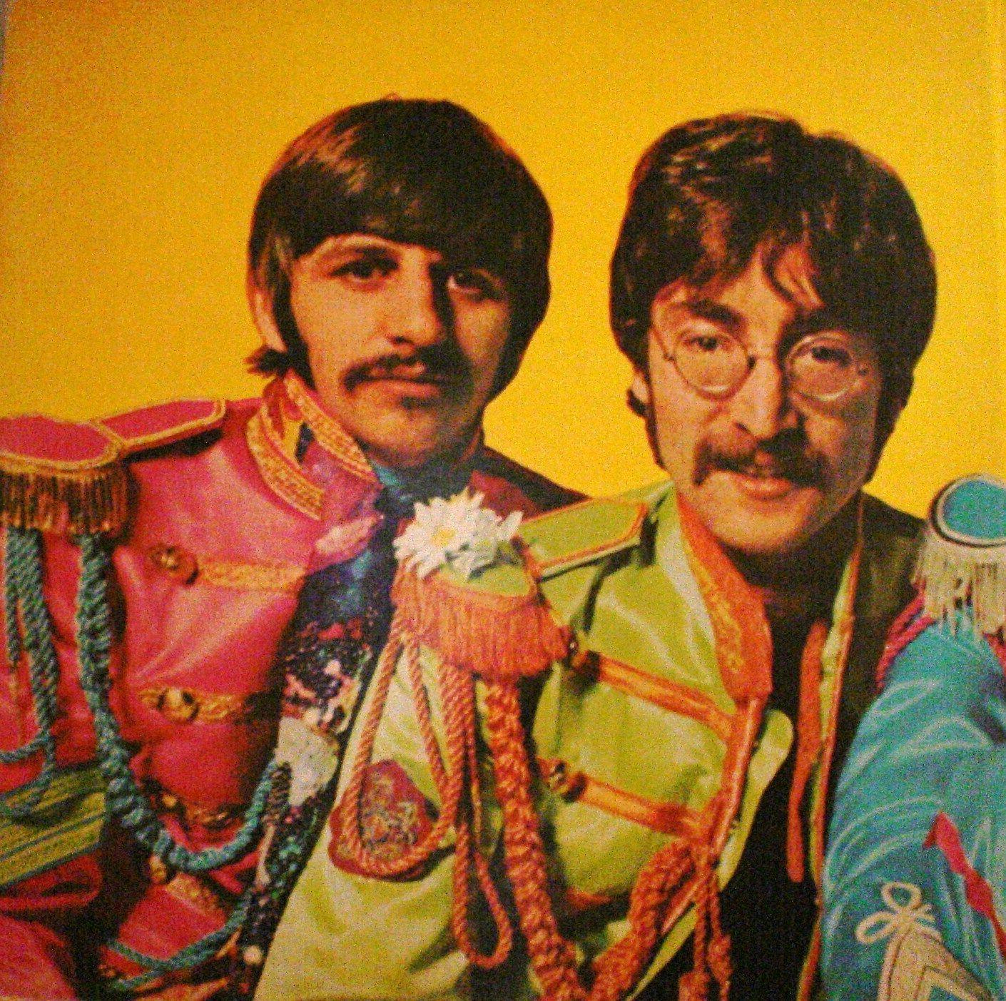 sgt. pepper&;s lonely hearts club band Beatles Photo 2488644