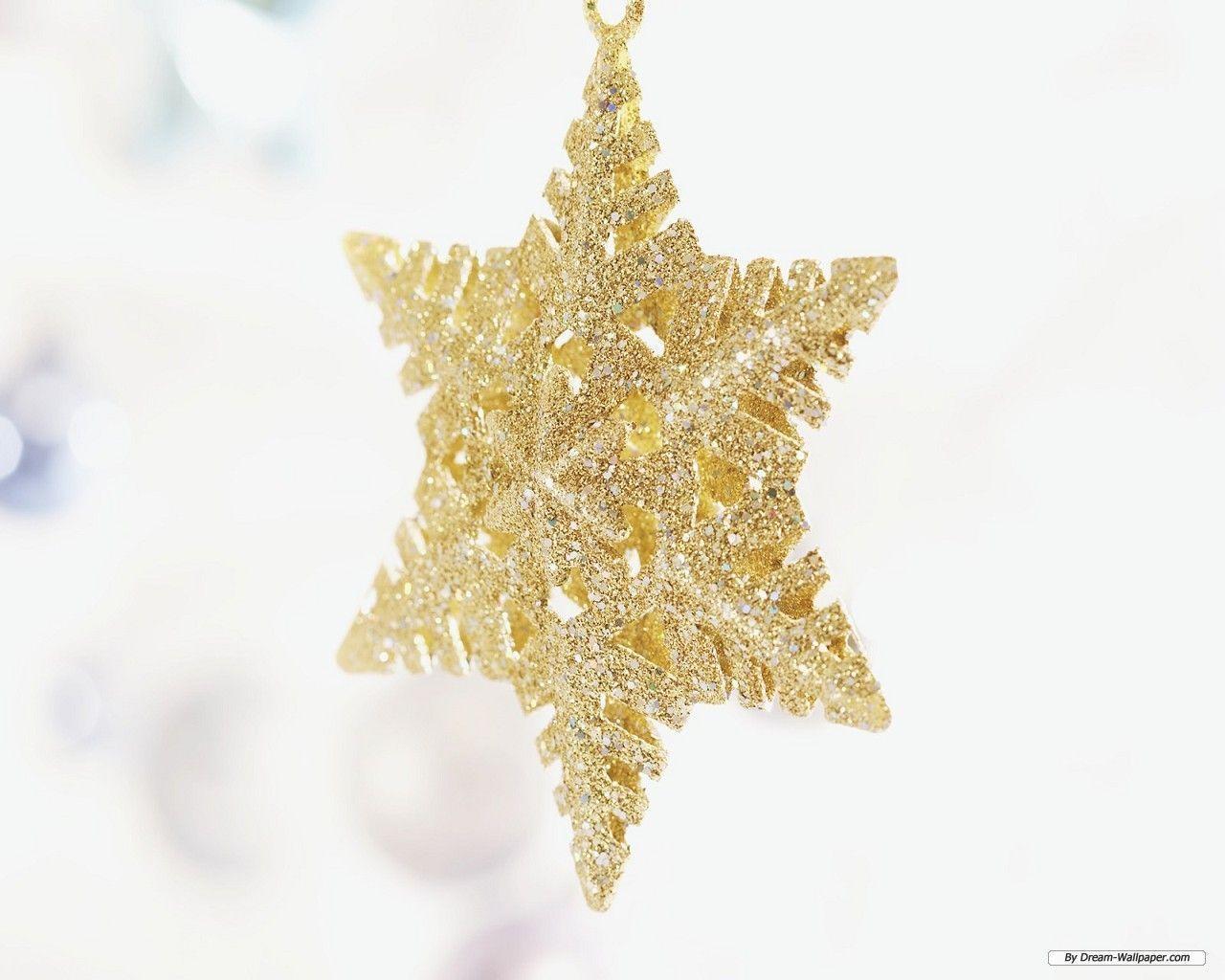 Free Holiday Wallpaper Christmas Ornaments Christmas Gifts