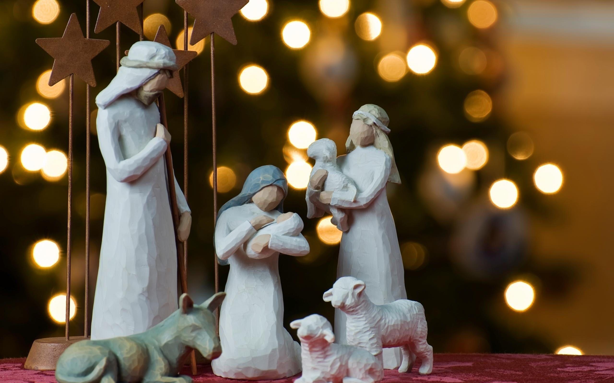 Holiday Christmas Tree Figurines Lights Bokeh Jesus Birth HD