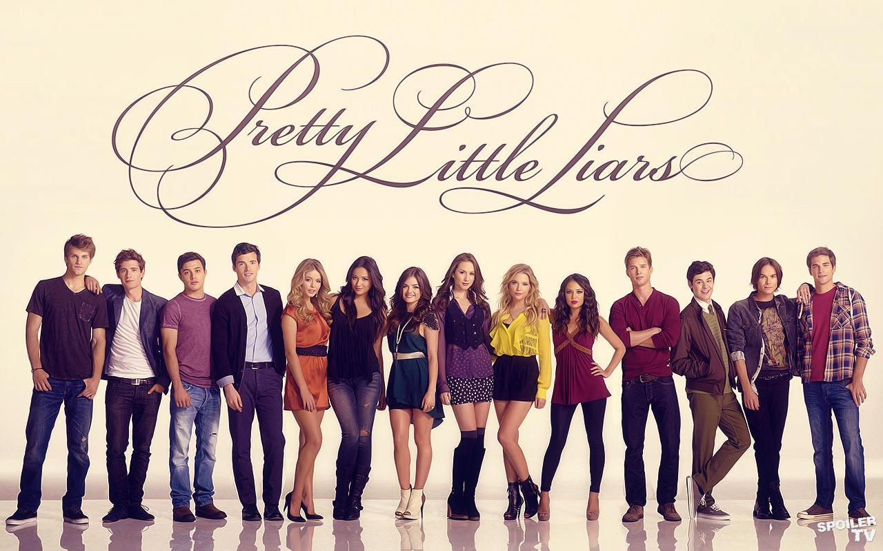 Pretty Little Liars Wallpaper