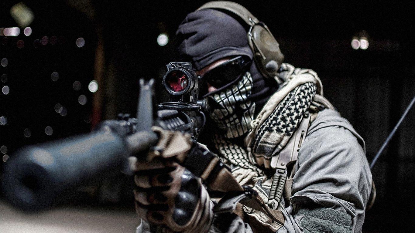 Download Army Shooting Cool Wallpapers 1366x768