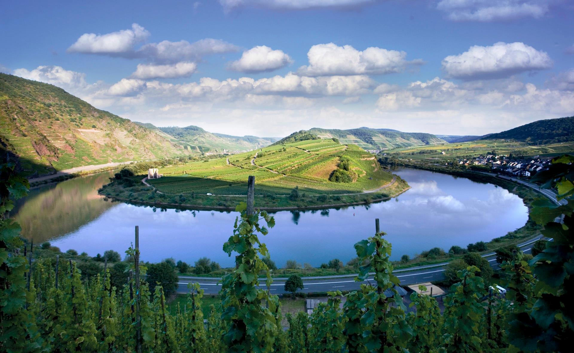 Stunning Background Wallpaper- HD Wallpaper OS