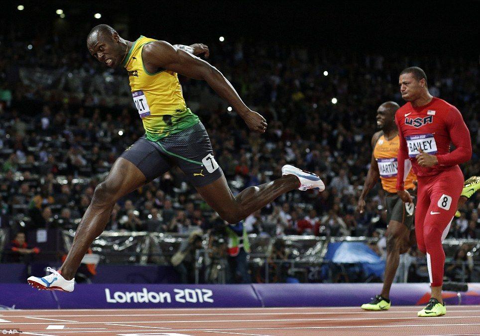 Usain Bolt wins 100m final at London 2012 Olympics. Daily Mail Online