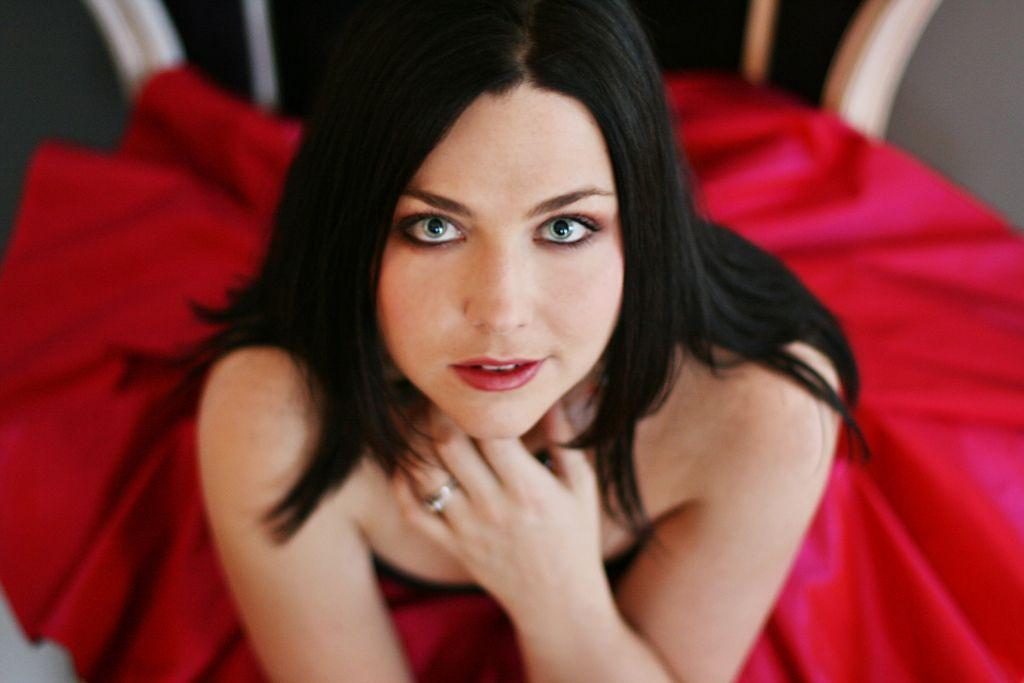 Have fun! image Amy Lee from Evanescence HD wallpaper