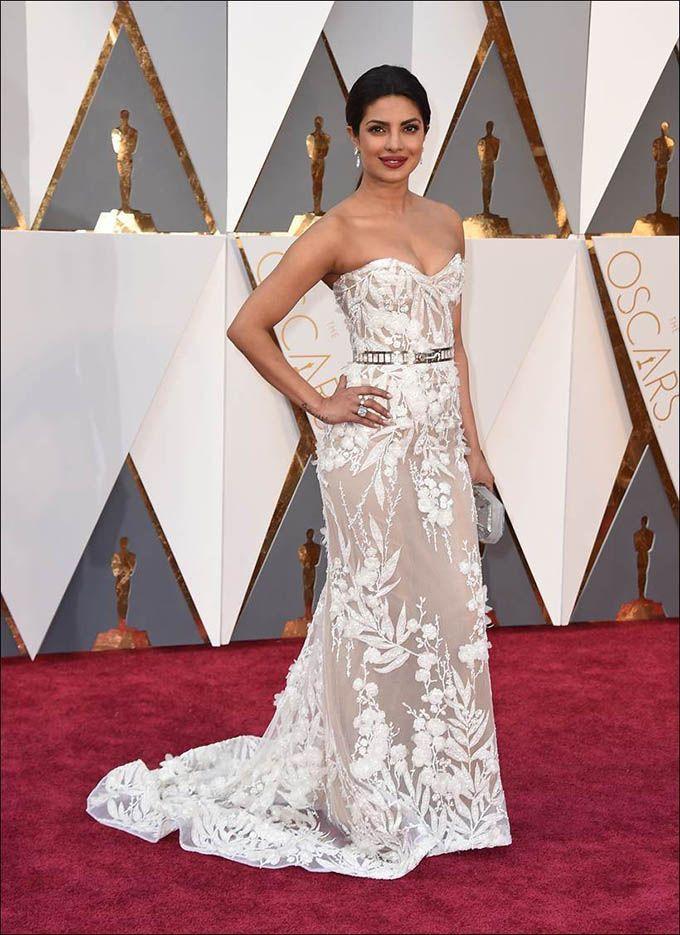 Bollywood Actress Priyanka Chopra At Oscar 2016 Photo, 665558