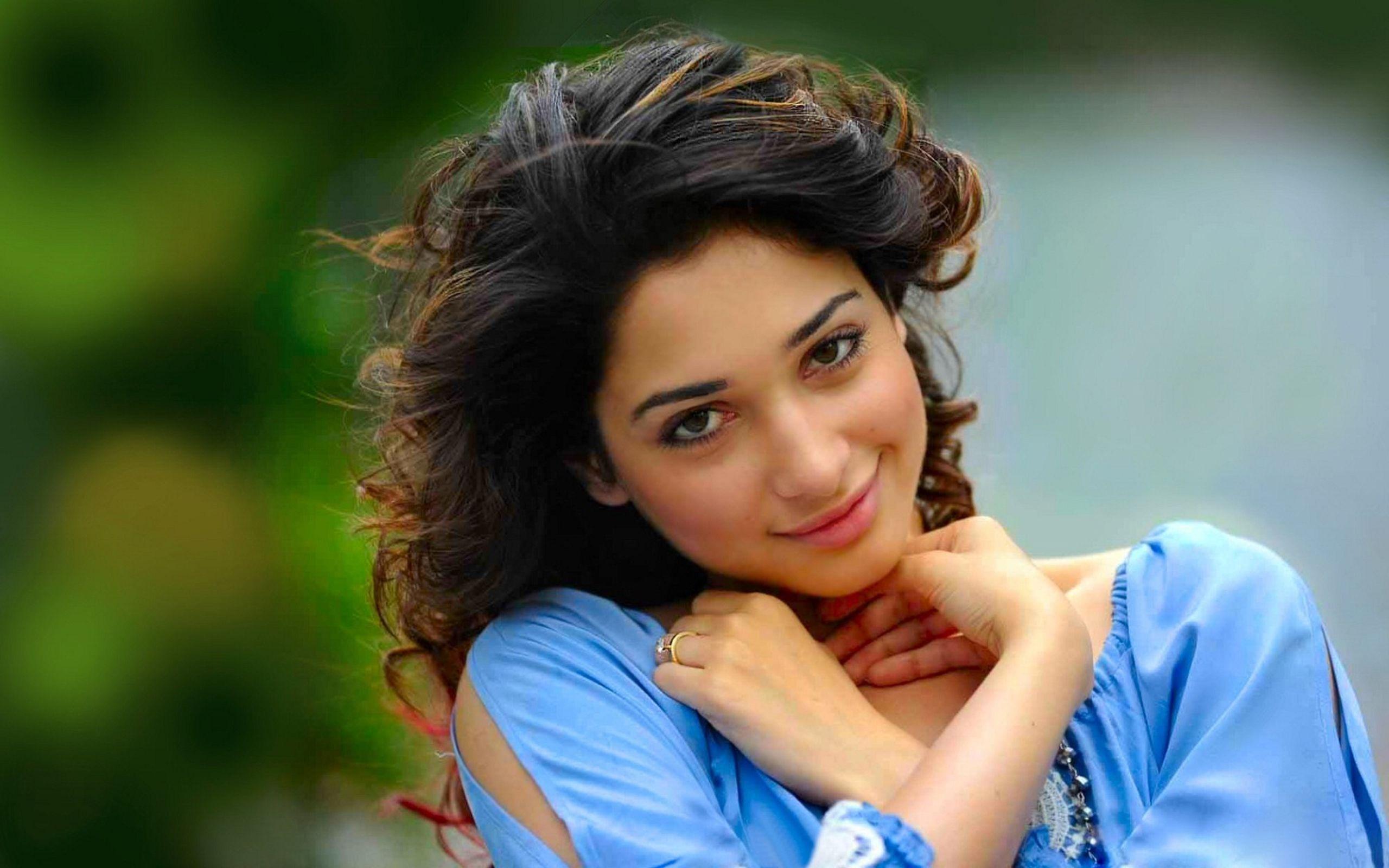 Tamanna Bhatia Cute Picture 1080p wallpaper background