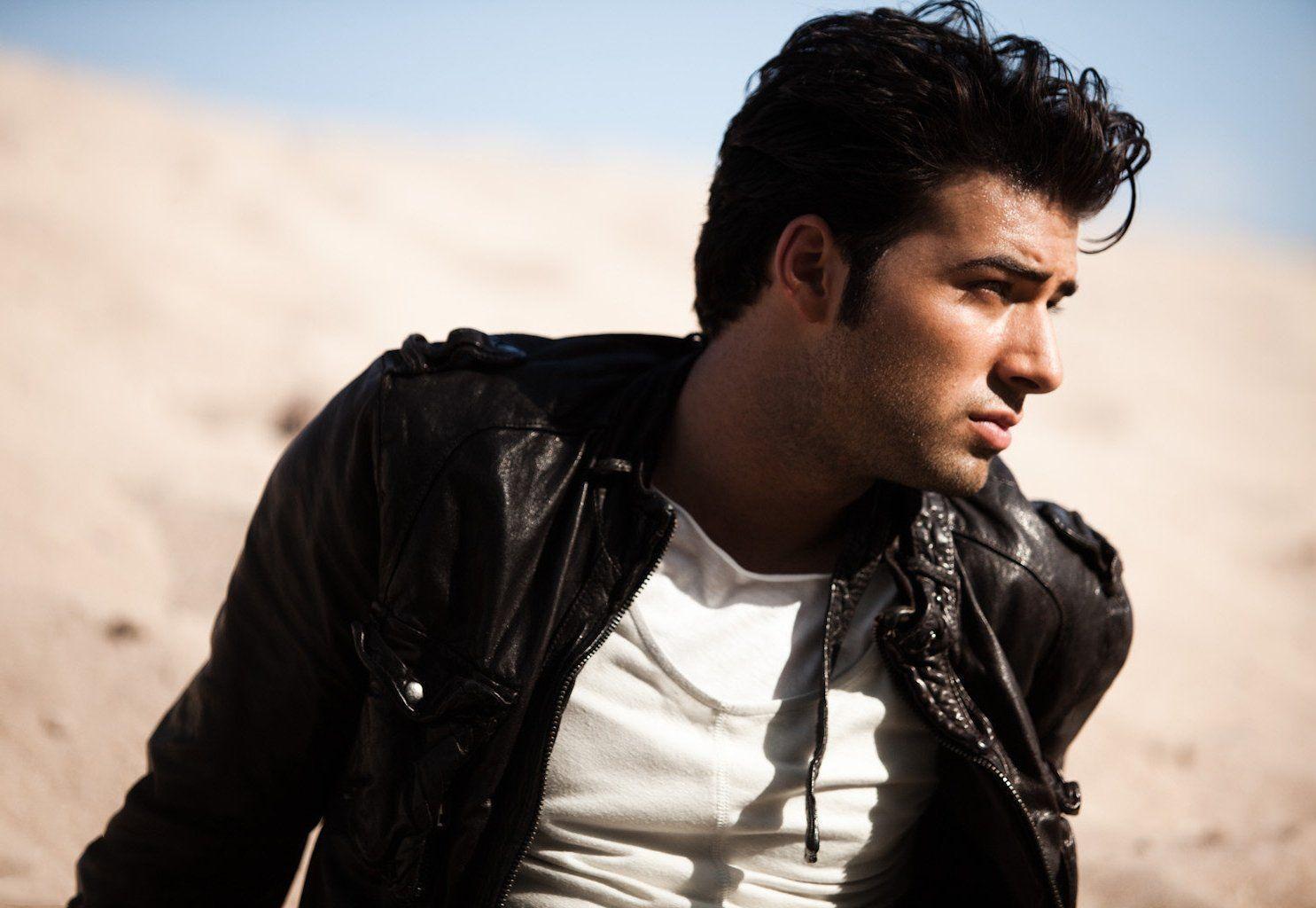 Jencarlos Canela (8photo)
