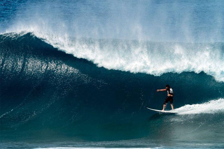 Explosive performances at the Volcom Pipe Pro 2016