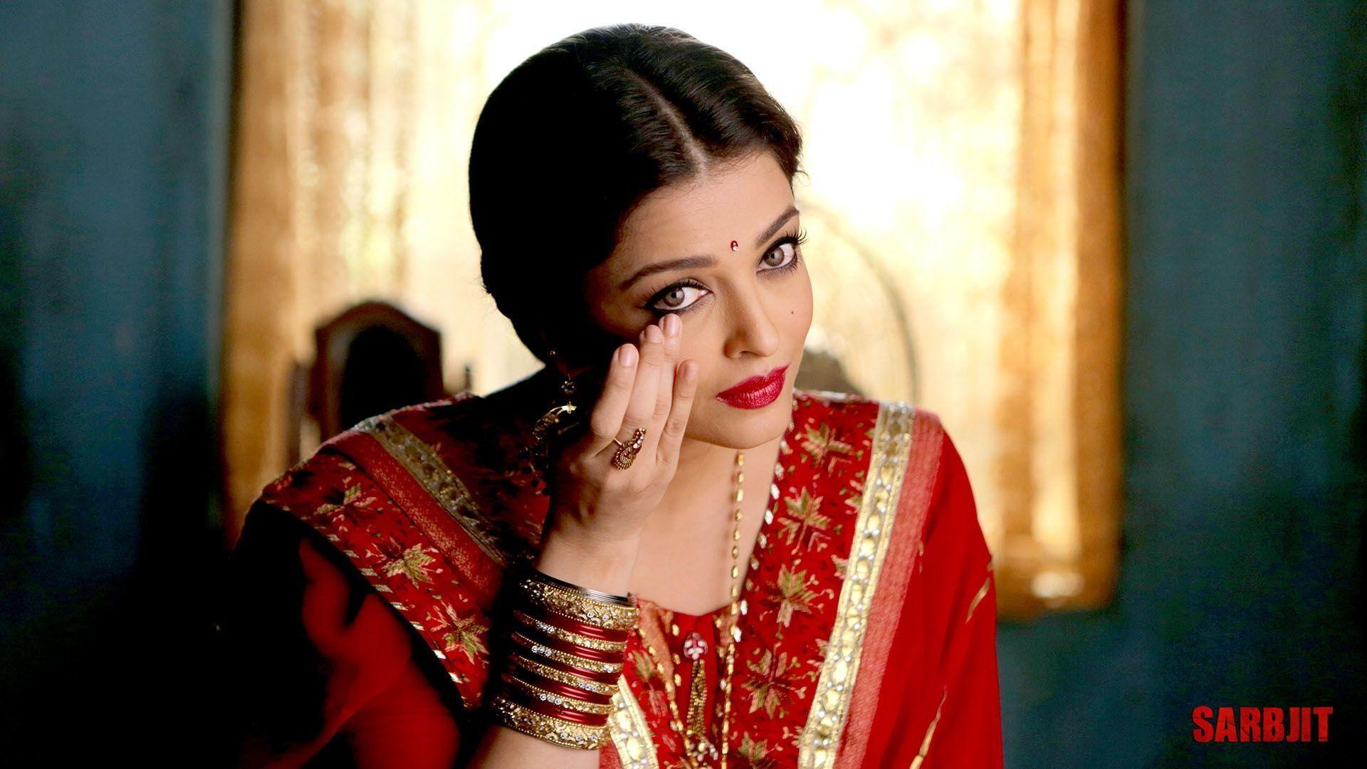 Aishwarya Rai In Sarbjit Indian Actress Wallpaper HD. Picture
