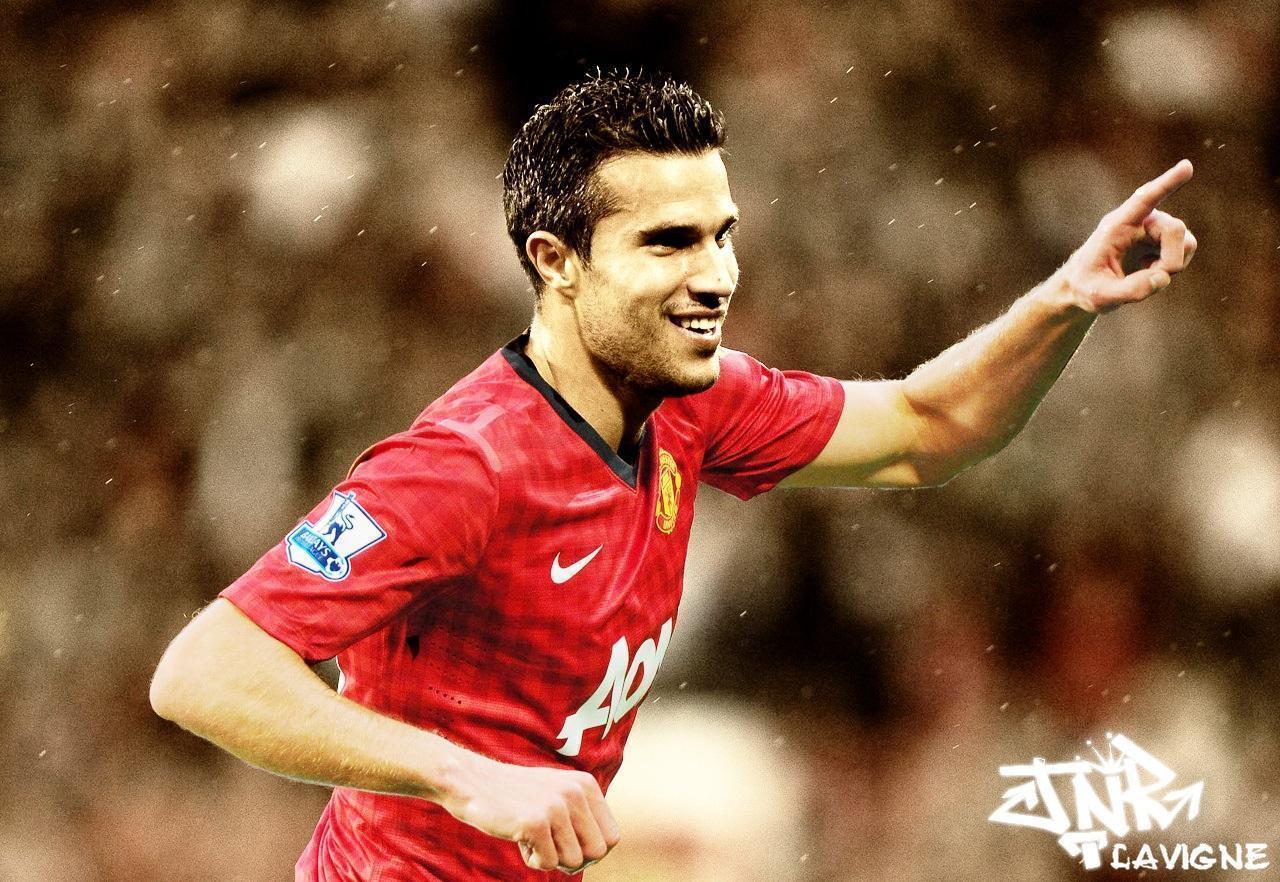 Wallpaper Robin Van Persie Scores The Opening Goal Of The Game