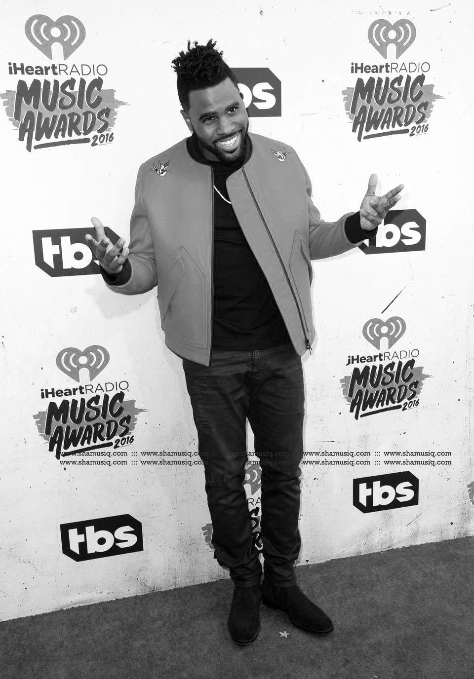 Jason Derulo performs "If It Ain&;t Love" at the 2016 iHeart Radio