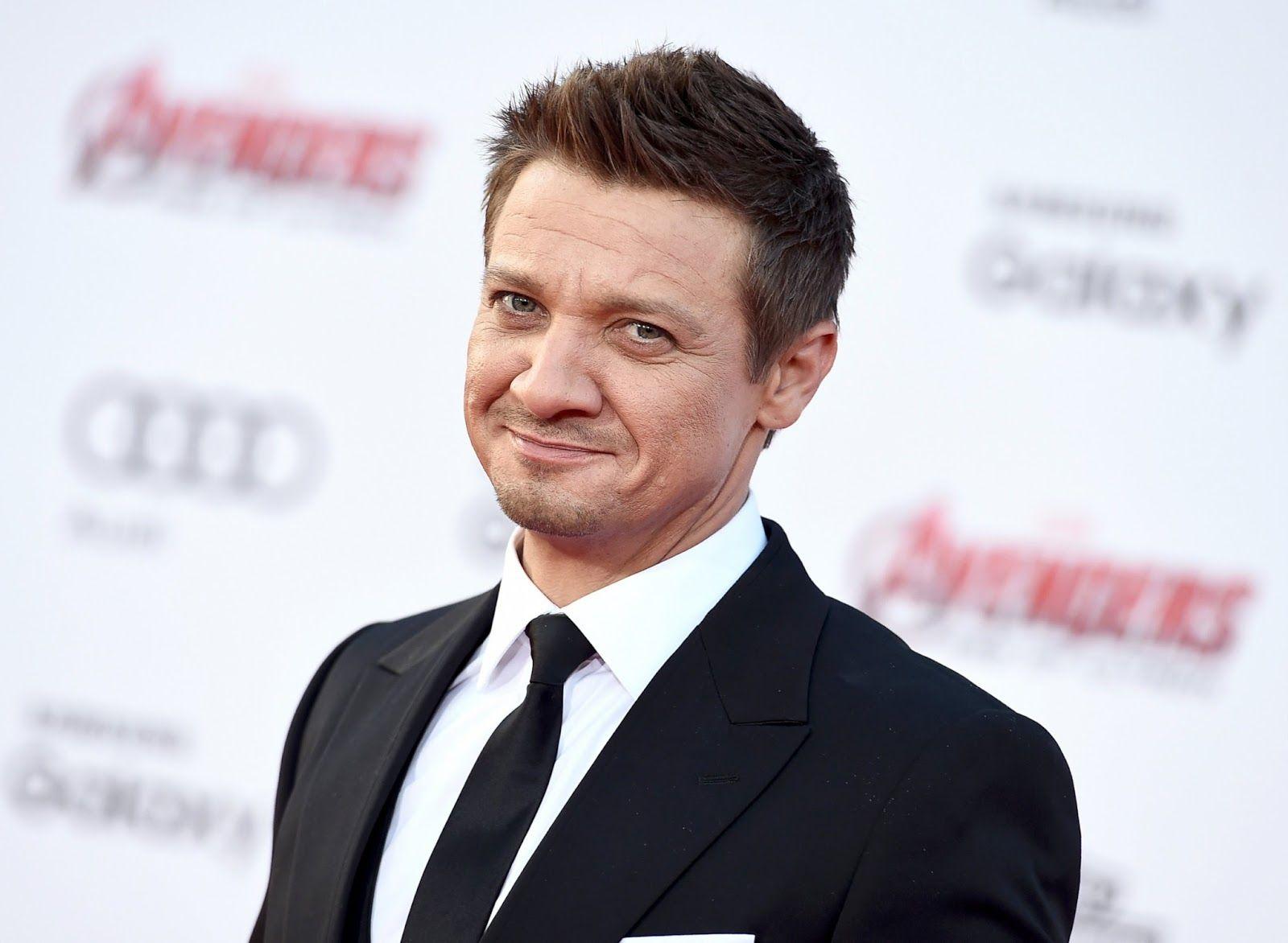 Jeremy Renner HD Wallpaper 2016. Wallpaperjunk.com. HD