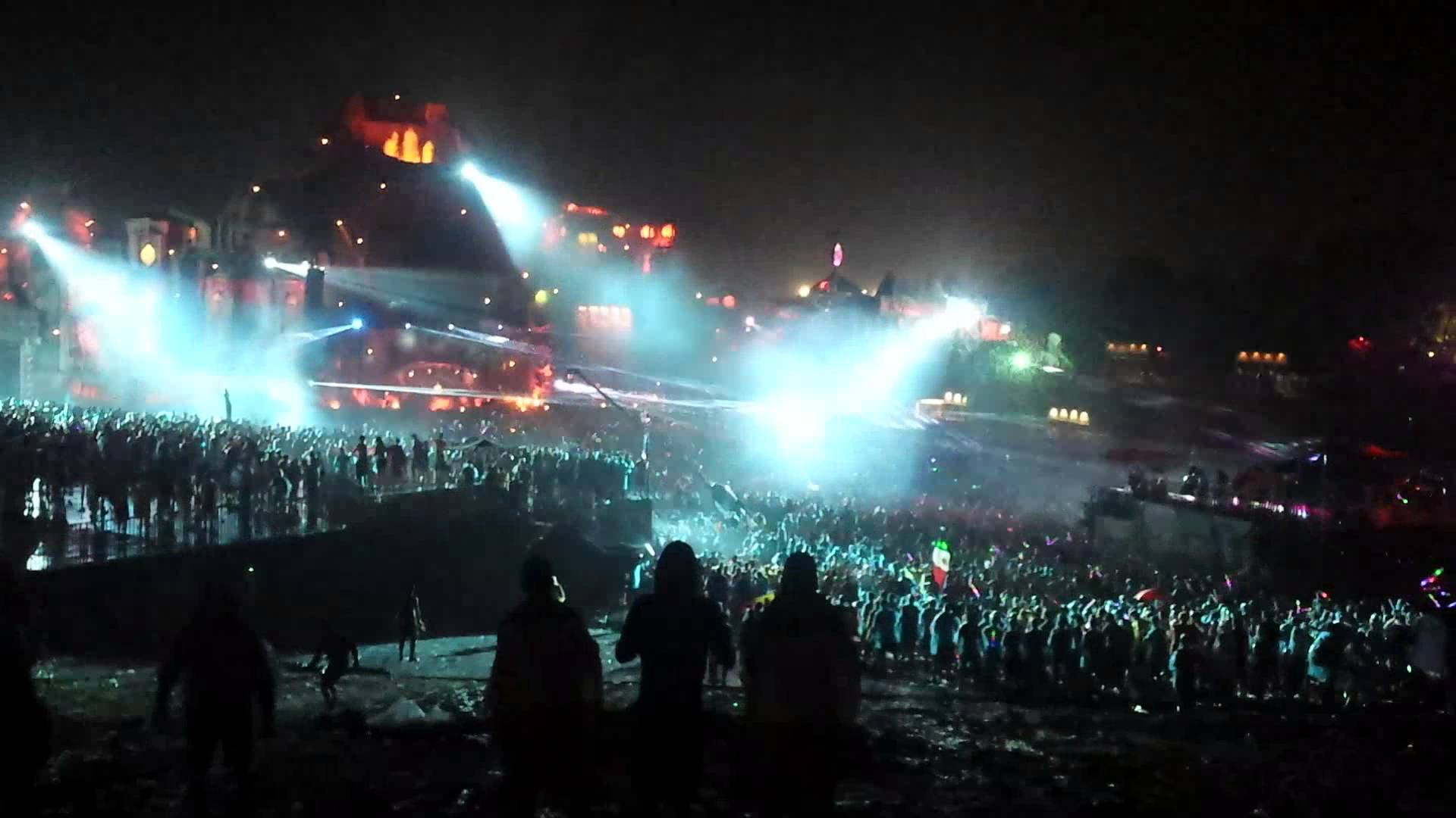 Tomorrowland 2013 Stage at Night in the rain