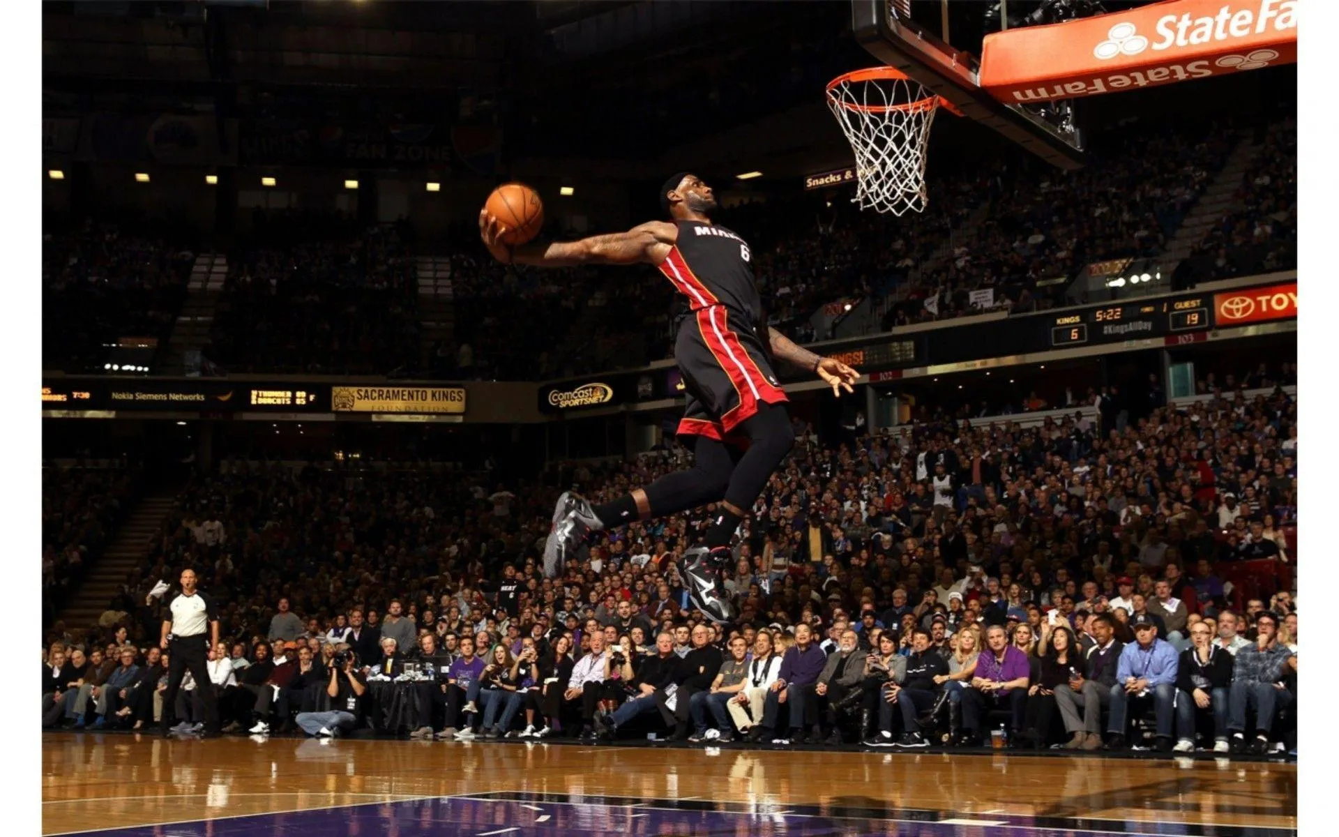 Miami Heat Dunk 4K Lebron James Wallpaper. Free 4K Wallpaper