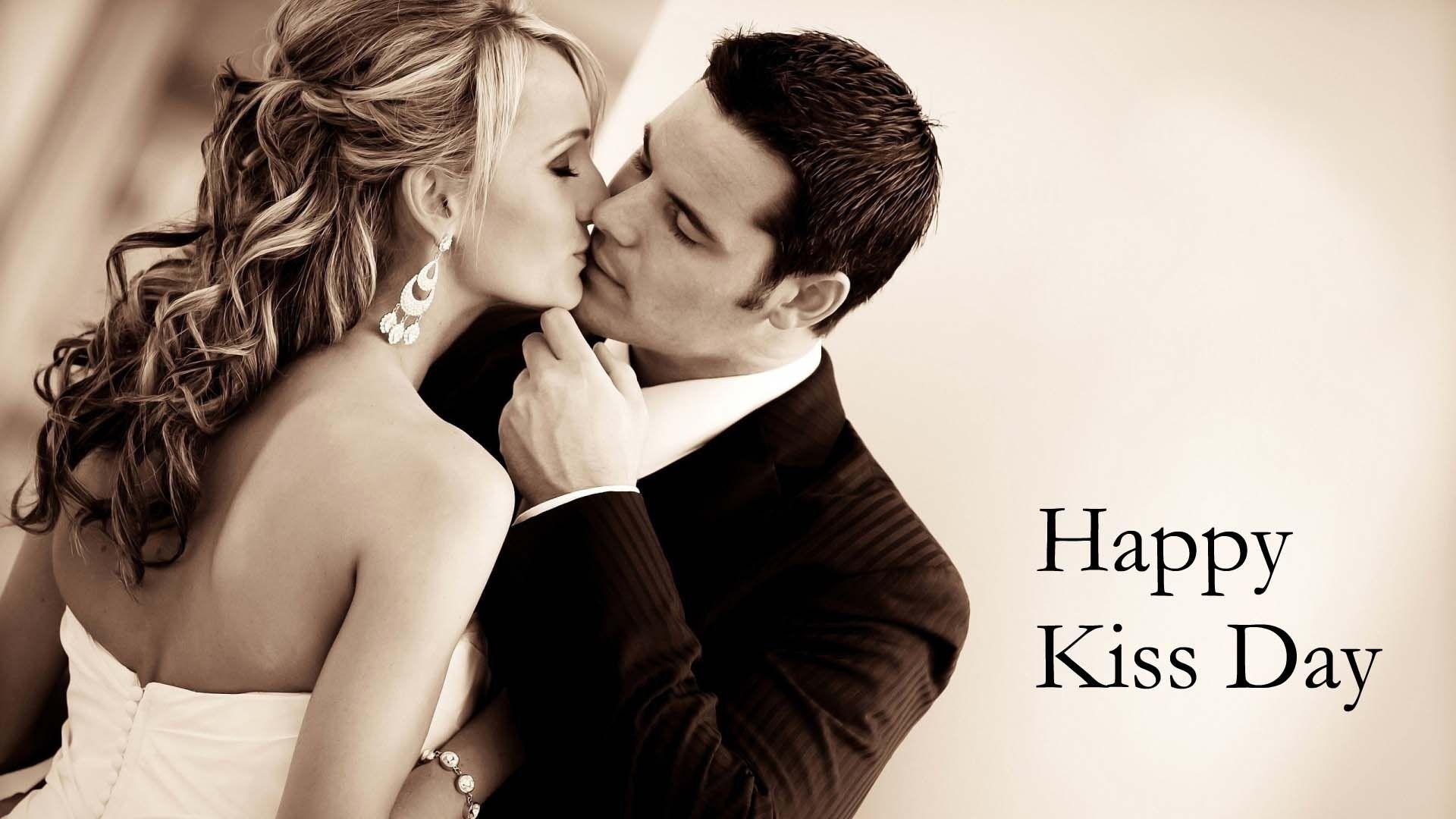 Happy Kiss day 2016 SMS, Wishes, Quotes, Wallpaper, Image