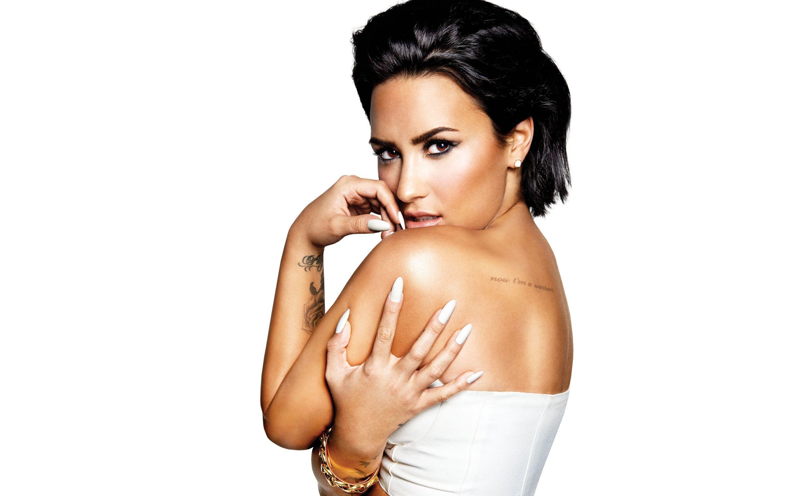 Demi Lovato HD Pics