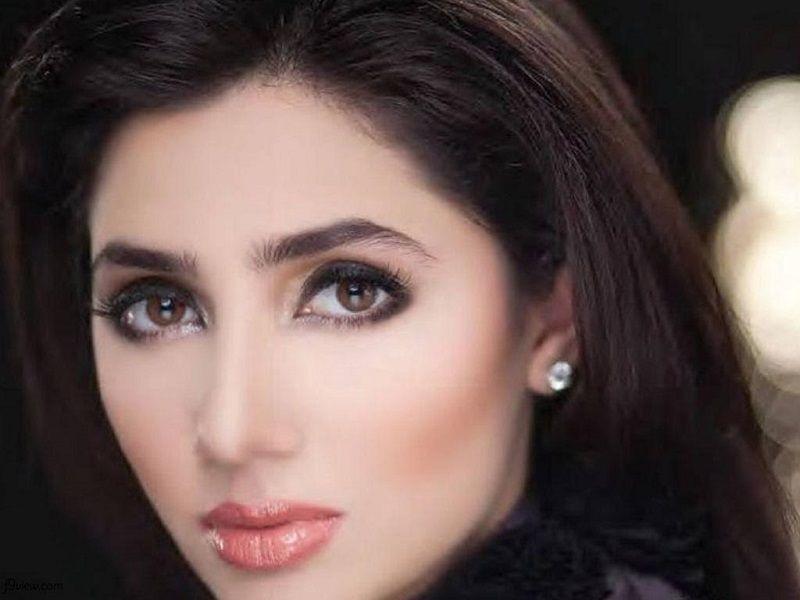 Pakistani Actress and Model HD wallpaper