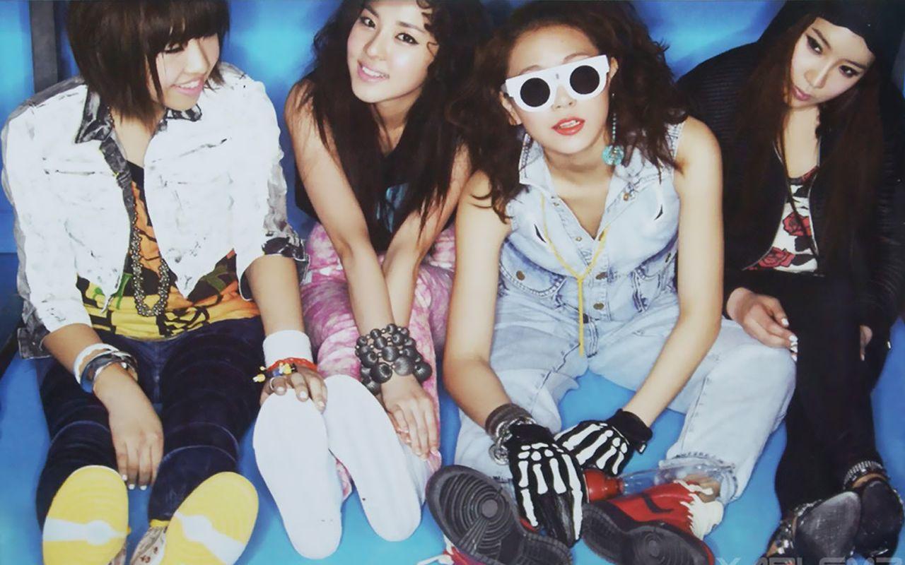 Picture 2016, 2ne1 Kpop Image Collection