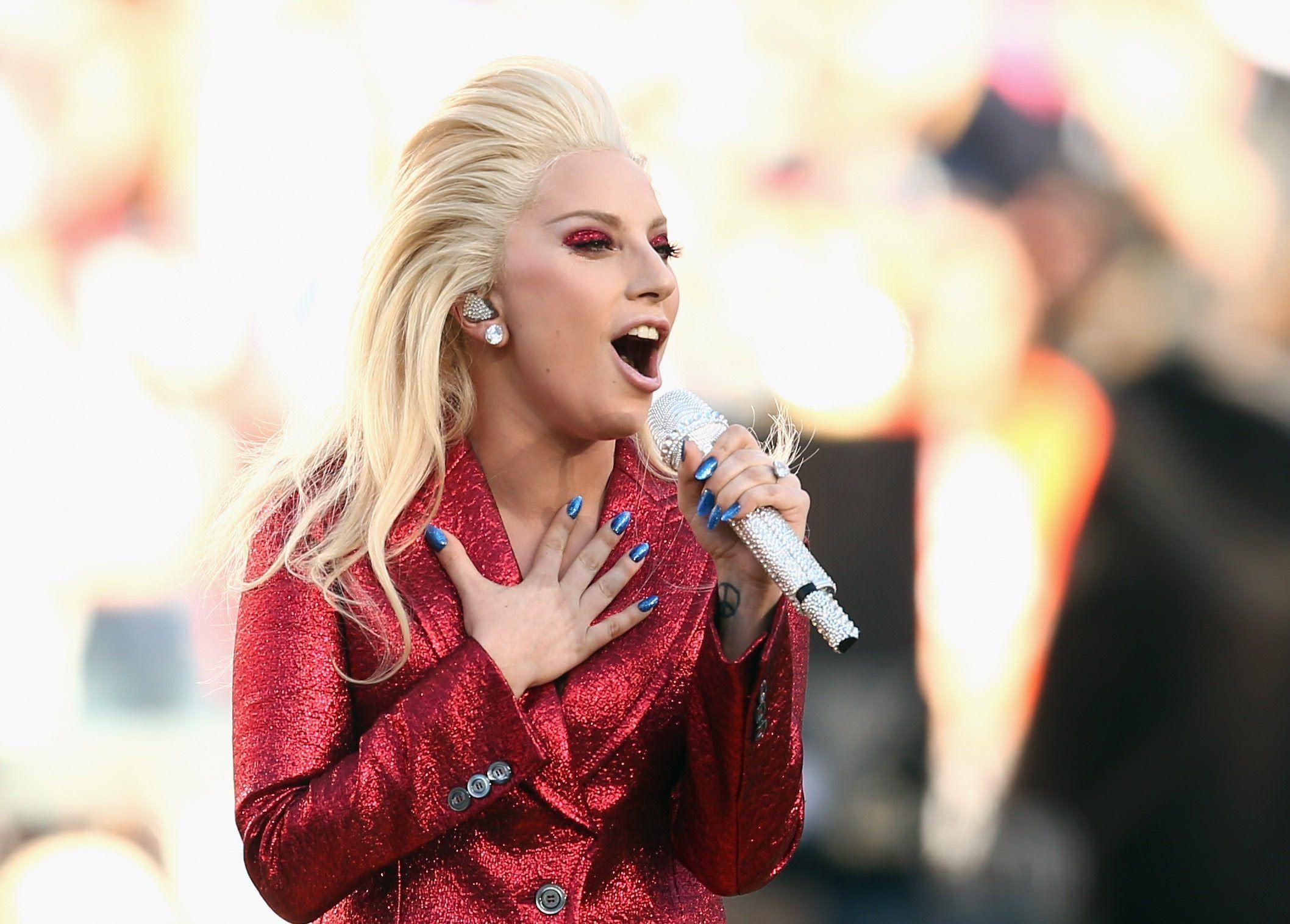 Lady Gaga Performs the National Anthem at 2016 Super Bowl