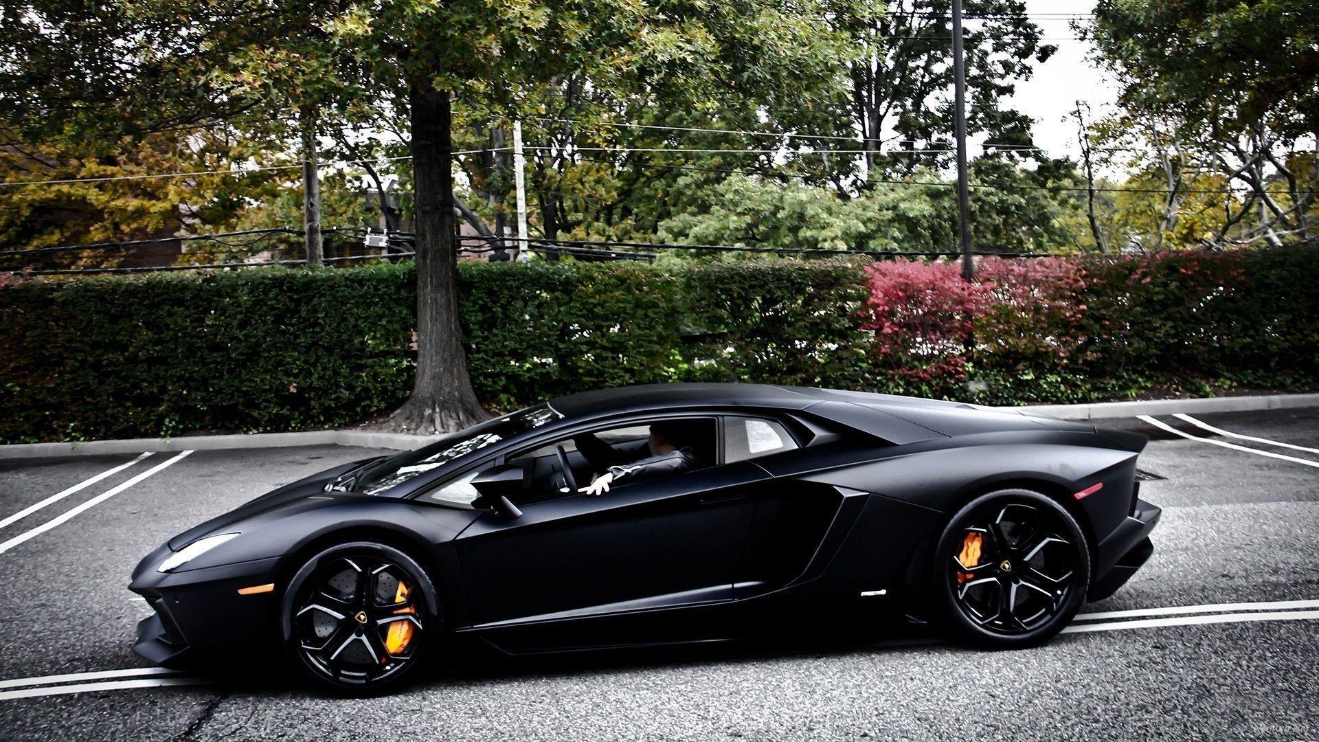 Picture Black Lamborghini Aventador