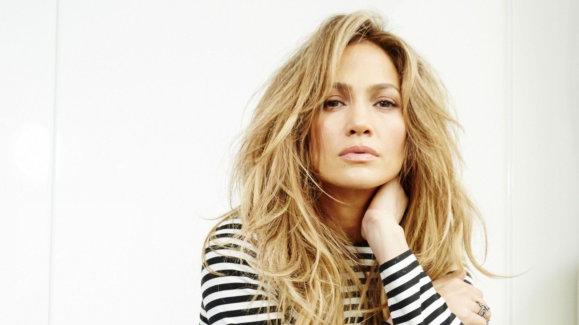 Jennifer Lopez Gorgeous HD Wallpaper