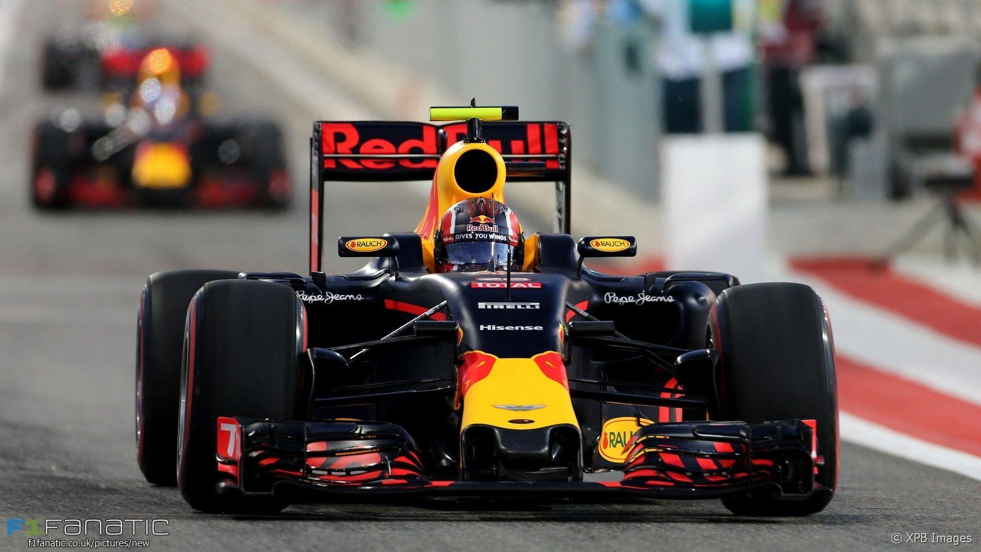 Daniil Kvyat, Red Bull, Bahrain International Circuit, 2016 · F1