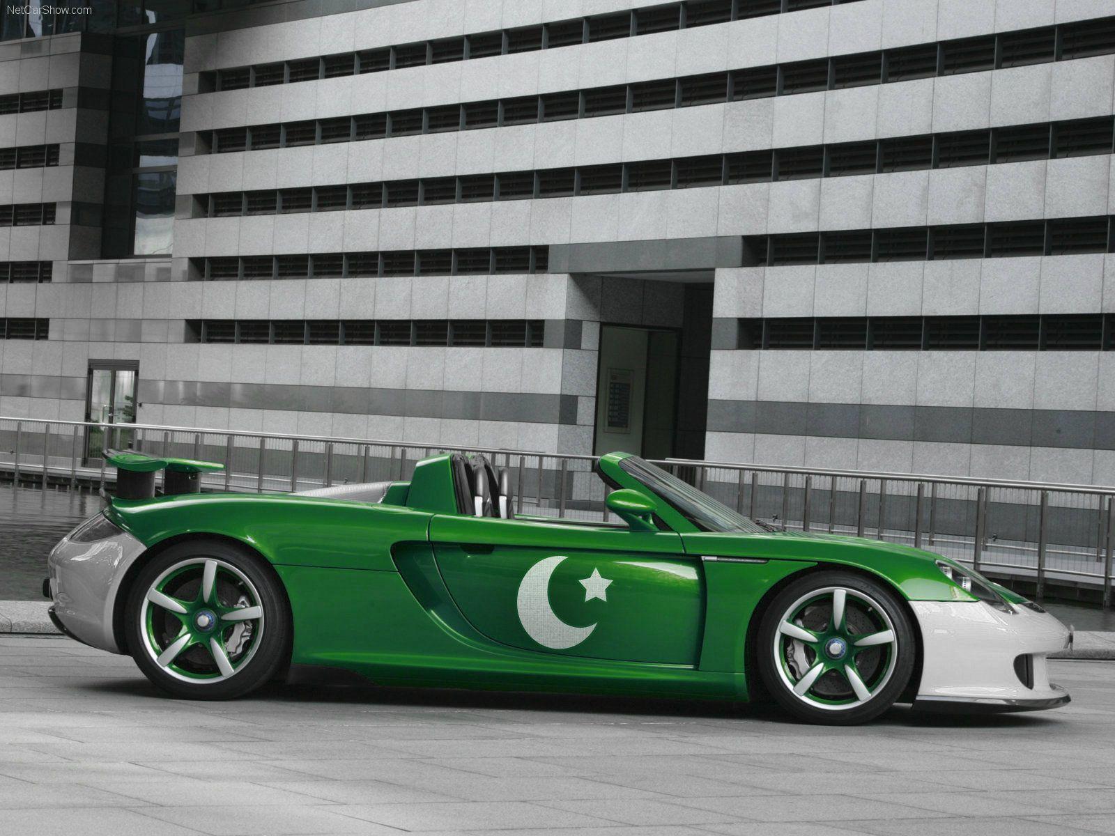 Pakistan Lovers Cars Decoration On Independence Day. Most HD