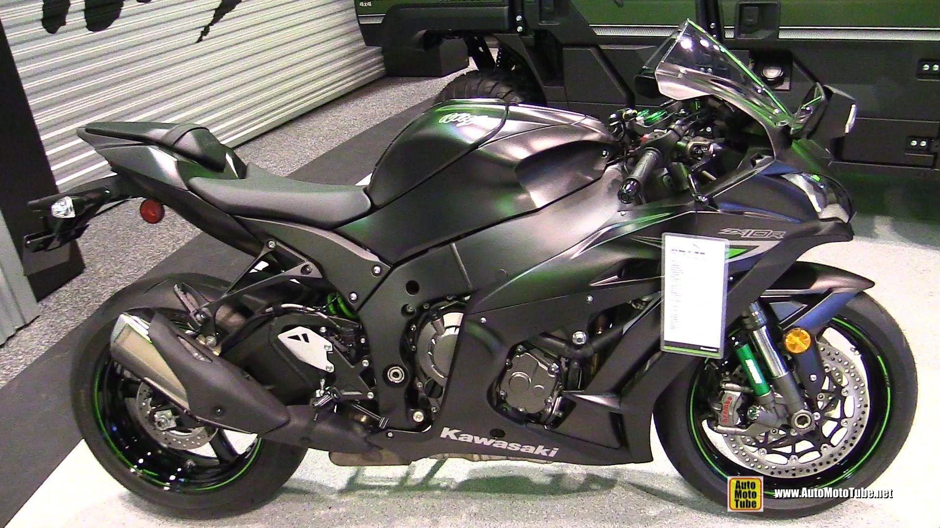 Kawasaki Ninja ZX10R at 2015 AIMExpo