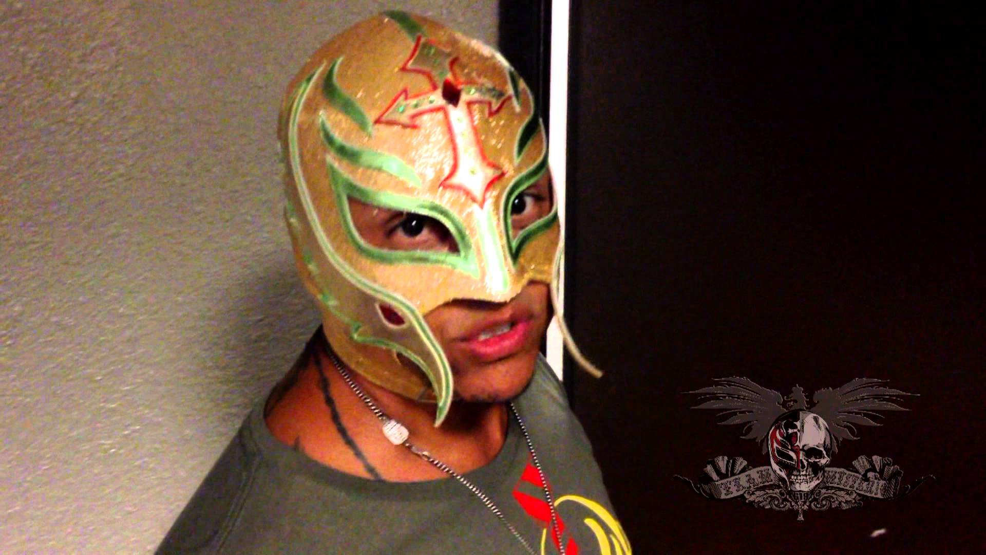 Rey Mysterio Returns to the Ring In Mexico, Matches for Tonight&;s