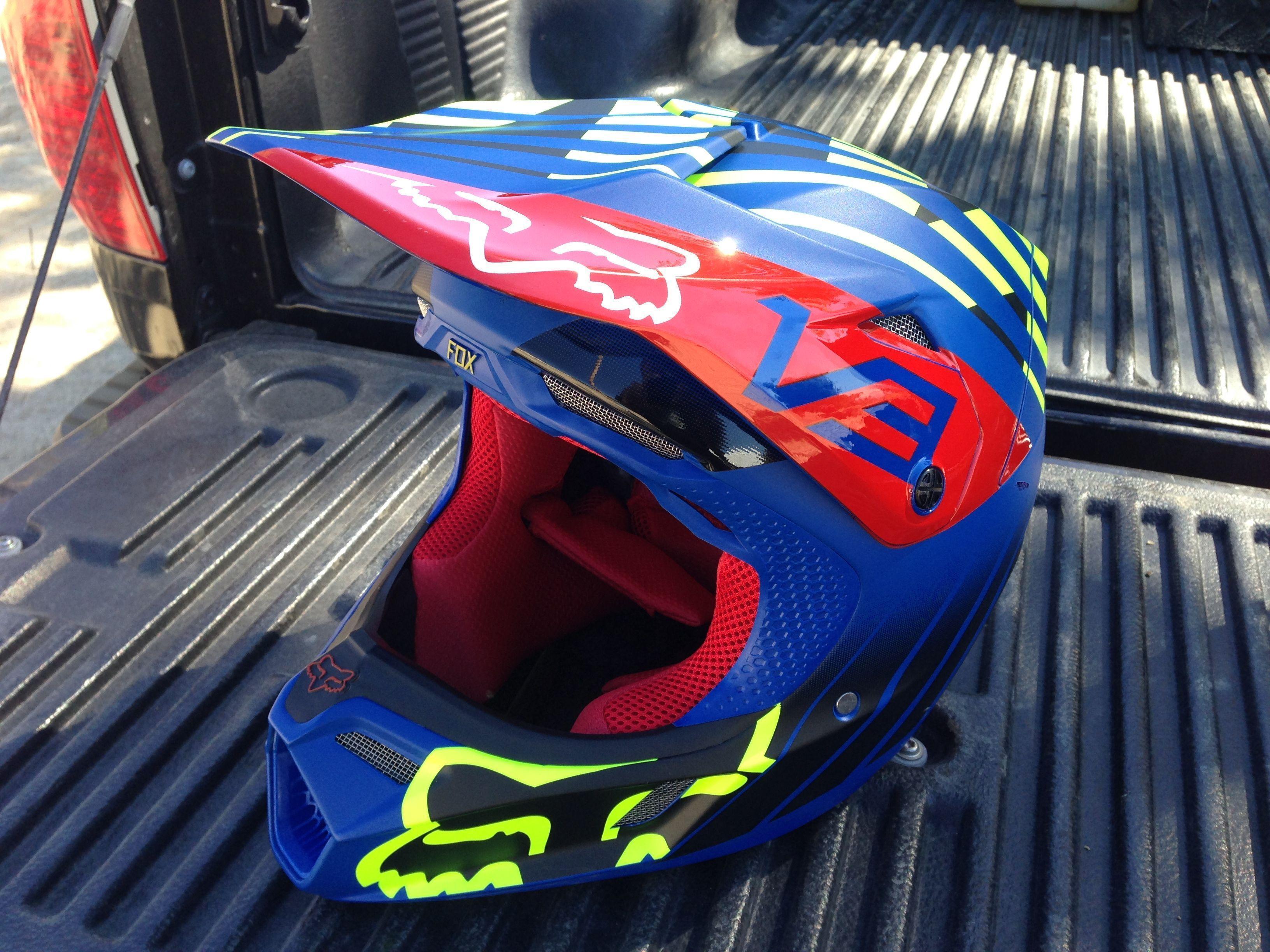 Fox Racing MX15 V3 Helmet