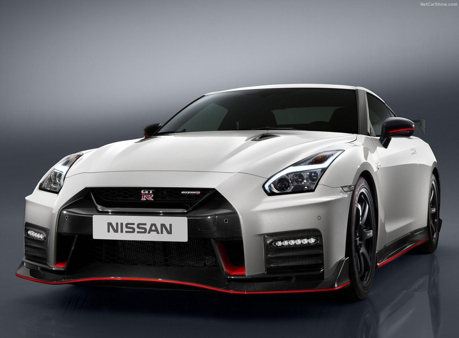 Nissan GT R Nismo 2017 Wallpaper Free HD Wallpaper