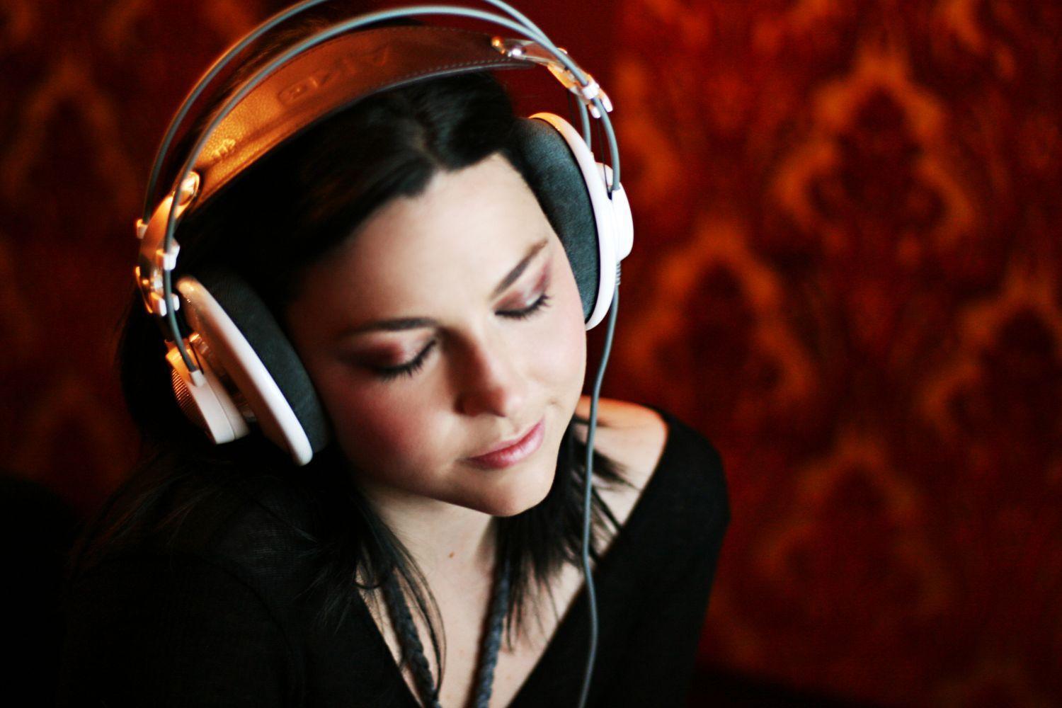 Amy Lee Singer HD Wallpaper. Mow Mi Joanna