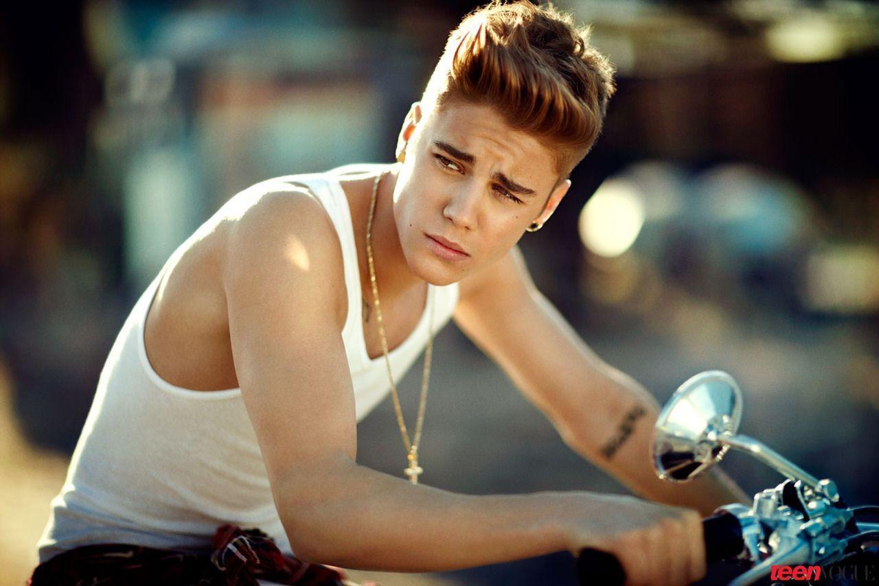 justin bieber.. hollywood actor hollywood singer hot justin