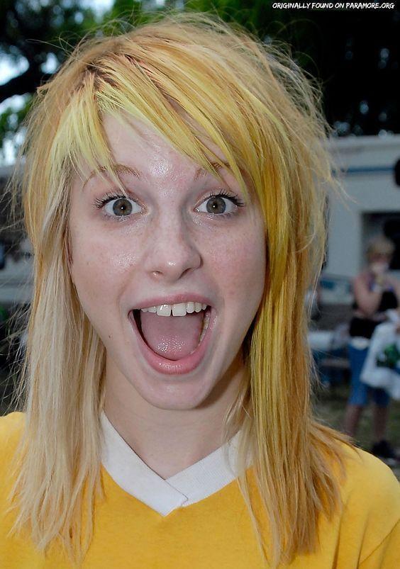 Hayley Williams Yellow, Blonde Hair. Hayley Williams hair