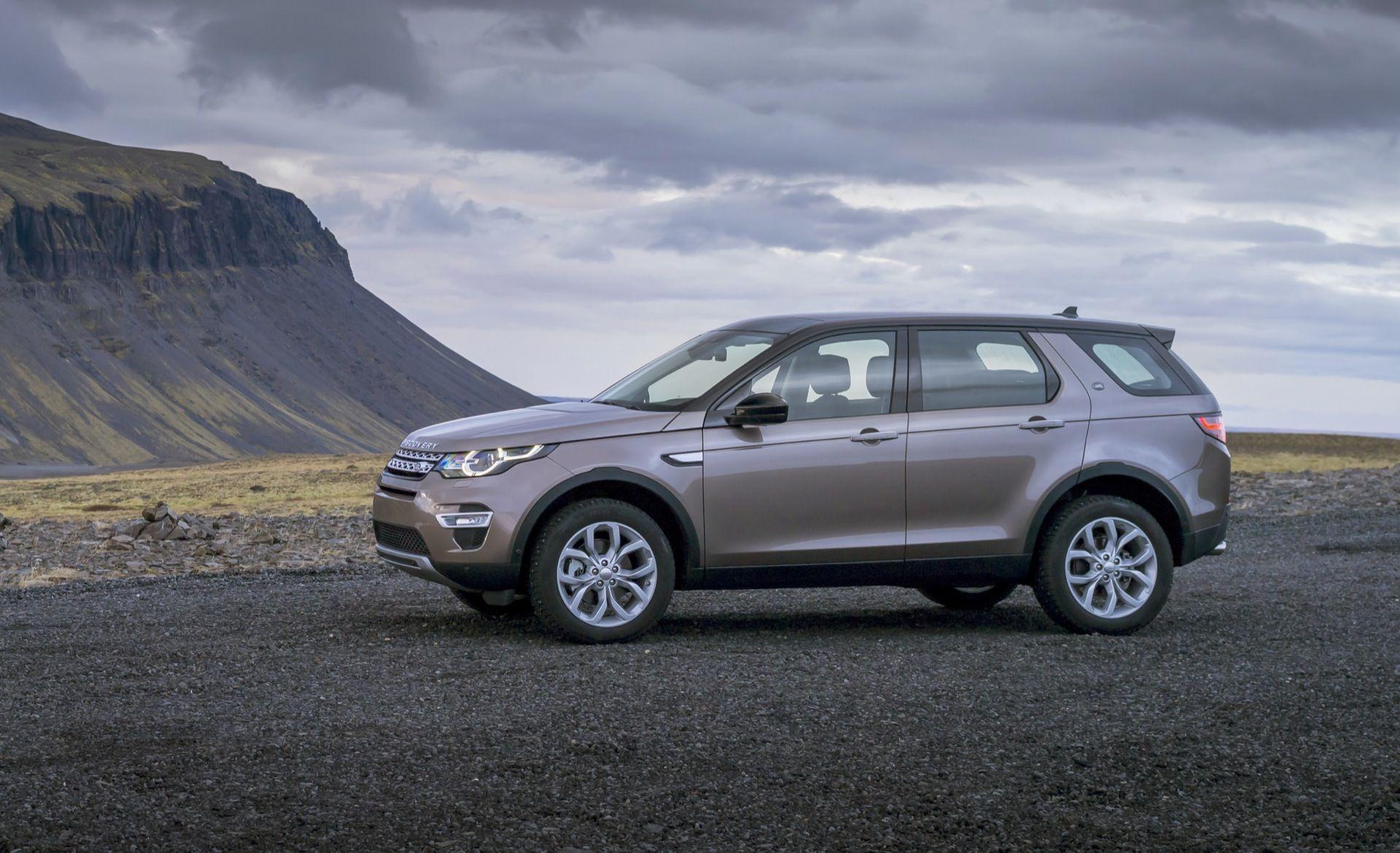 Land Rover Discovery Sport Car Wallpaper Free 12851