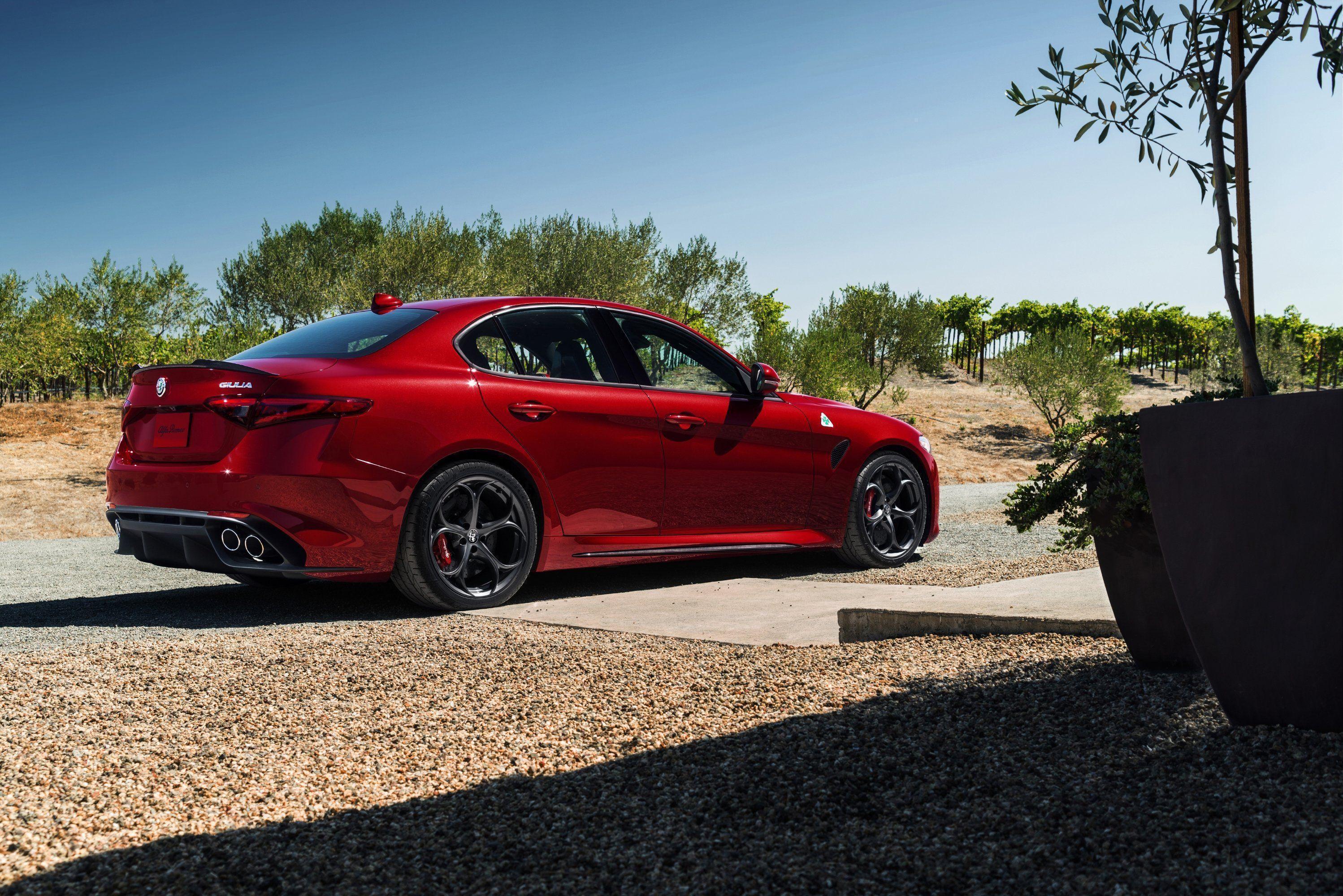 Alfa Romeo Giulia Quadrifoglio US Spec 952 Wallpaper