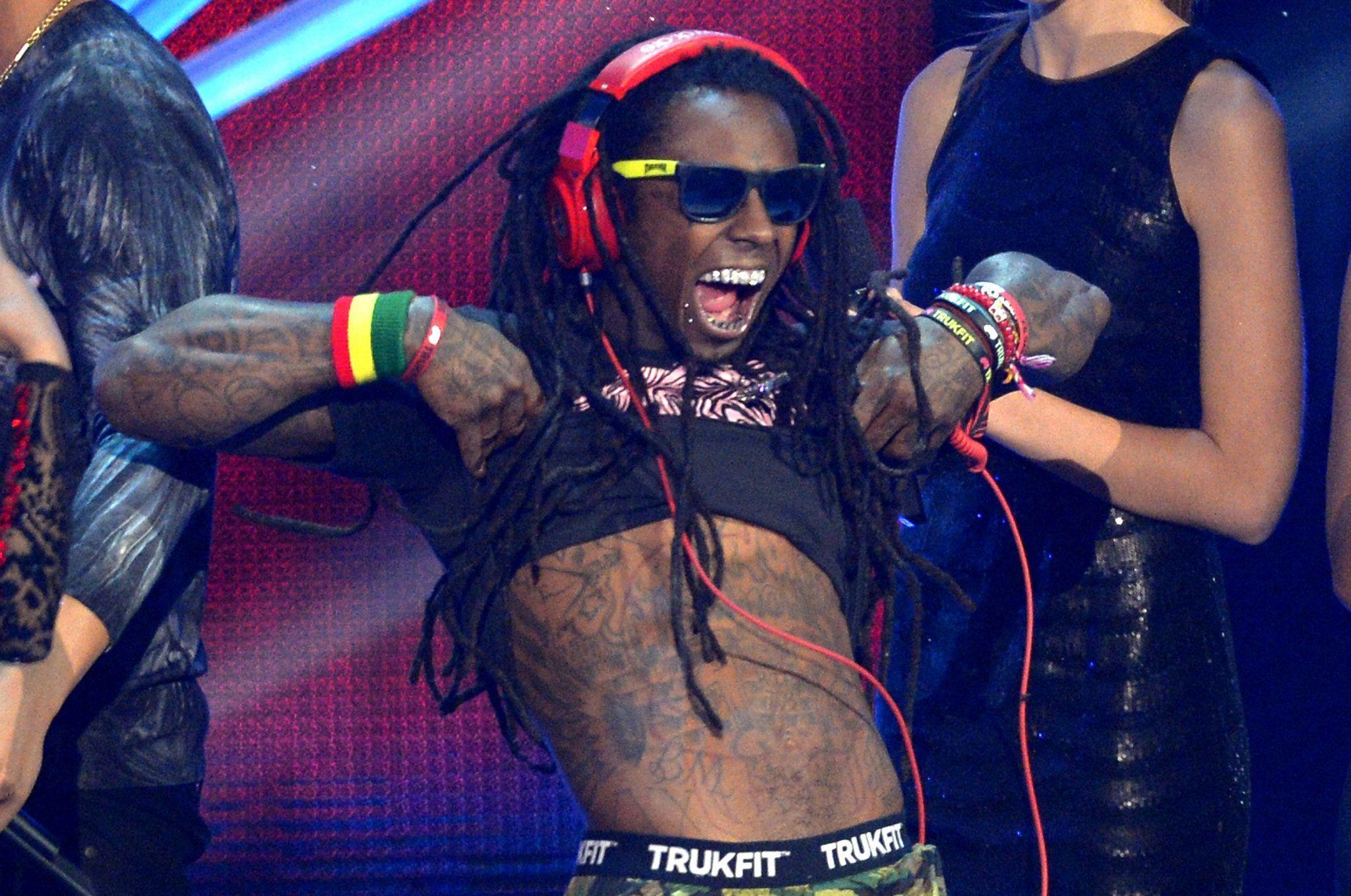 Lil Wayne&Sports Agency Has Its First Client.