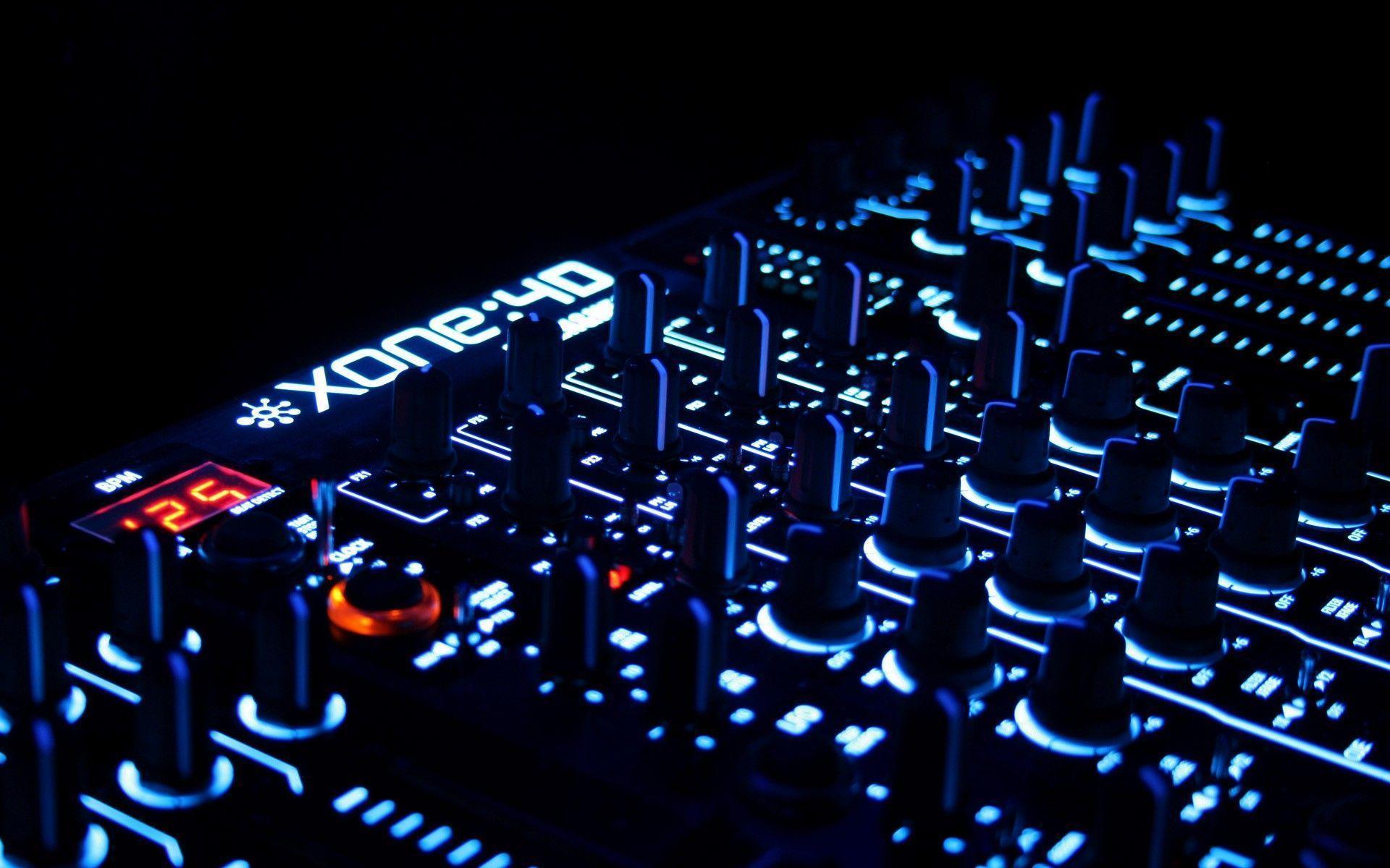 Dj Console Wallpaper