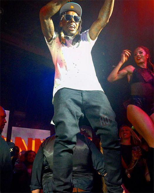 Lil Wayne Performs “A Milli”, “Rich As Fuck”, “Loyal” & “Steady