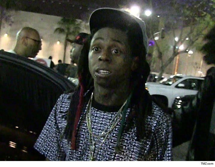 Lil Wayne Hospitalized After Having Seizures During Flight