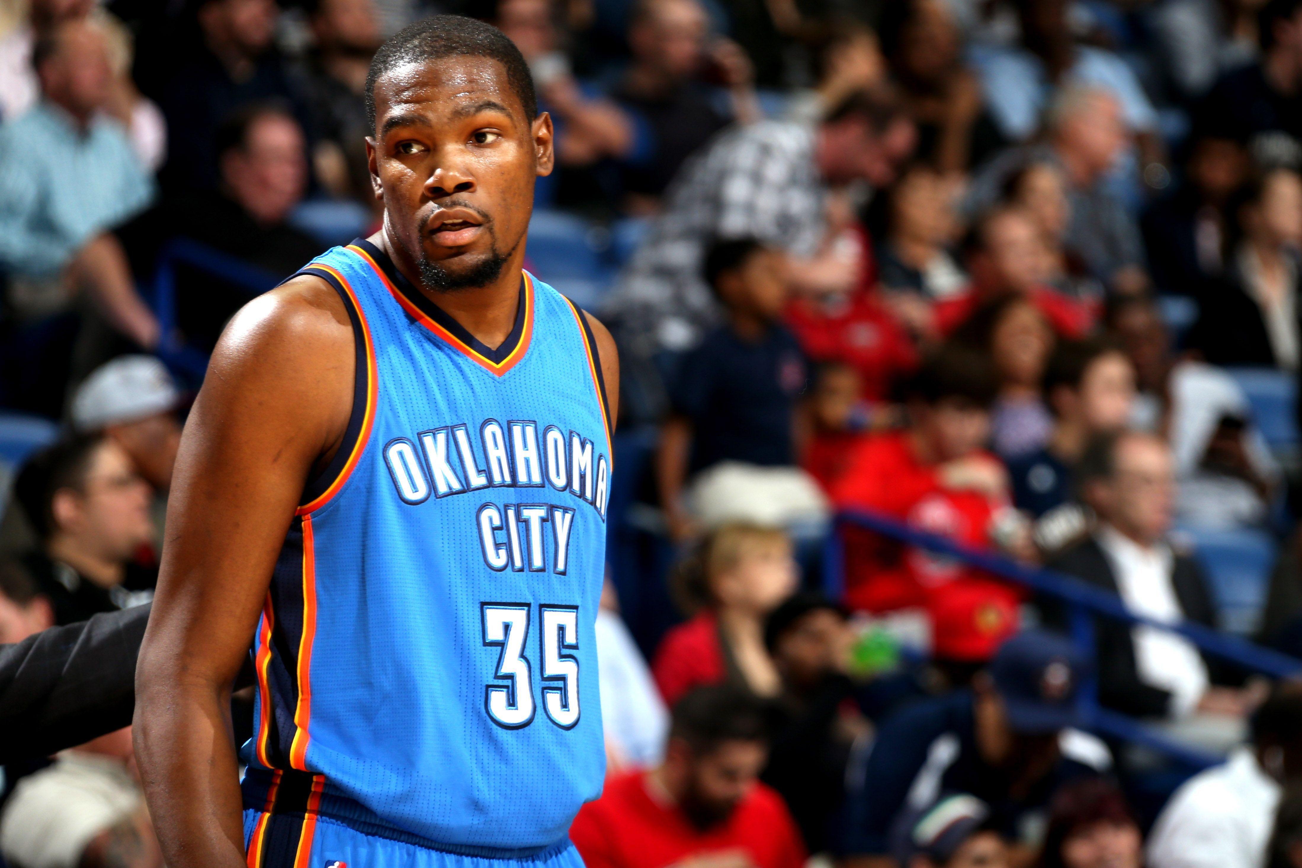 Kevin Durant Said He Would Re Sign With The Thunder Last Year