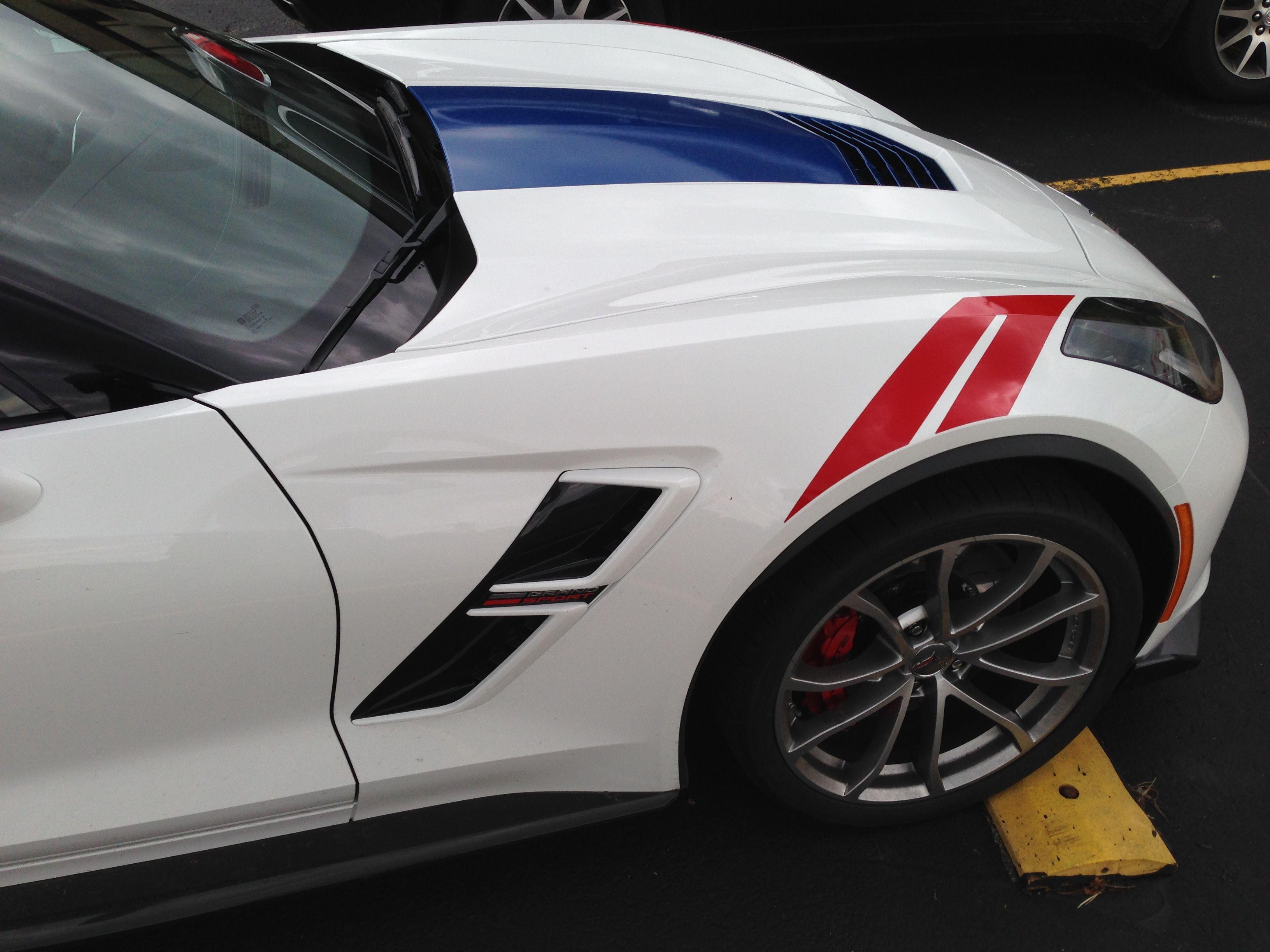 All New 2017 Chevrolet Corvette Grand Sport Convertible Wallpaper