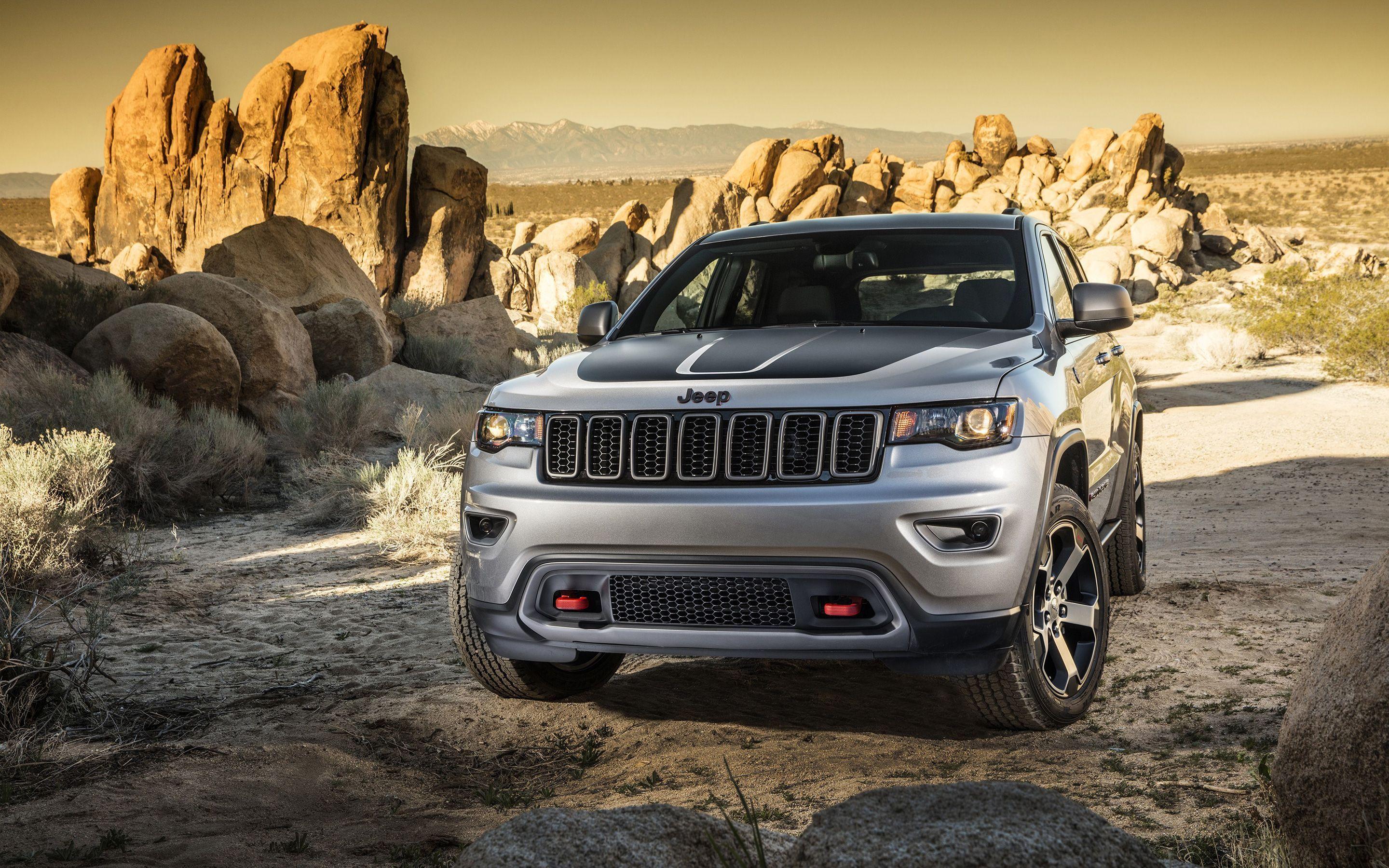 Jeep Grand Cherokee Trailhawk Wallpaper
