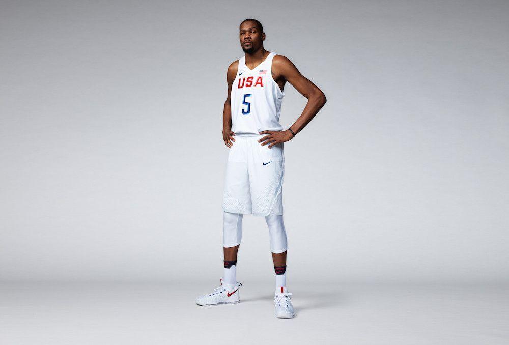 Nike Unveils USA Basketball Jerseys for 2016 Olympics PHOTOS