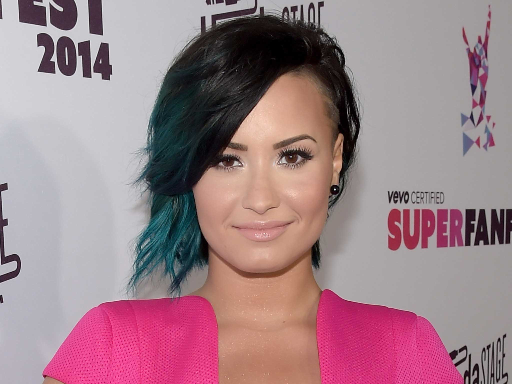 Demi Lovato clarifies Taylor Swift comments after $250,000.