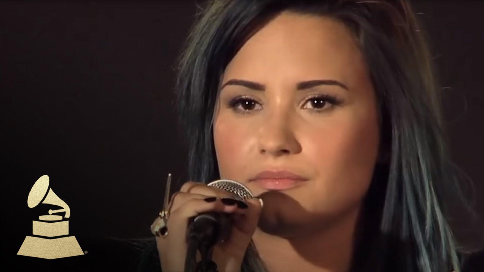 Demi Lovato Performs "Nightingale"