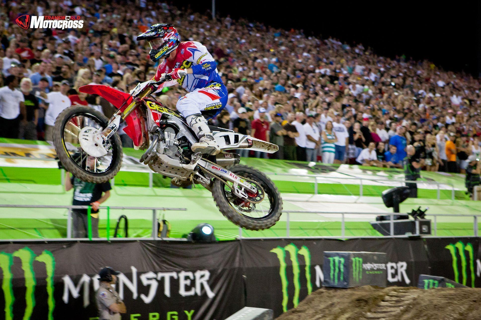 Weekly Wallpaper Energy Cup 2012