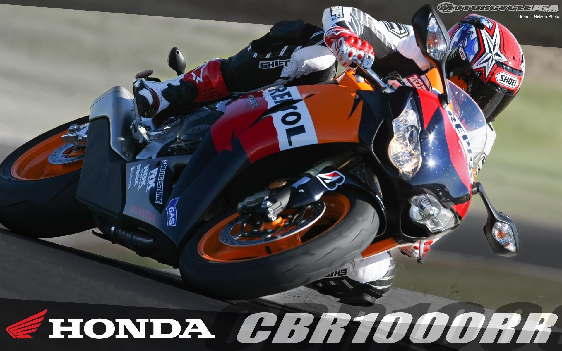 Honda CBR1000RR Track Comparo Photo