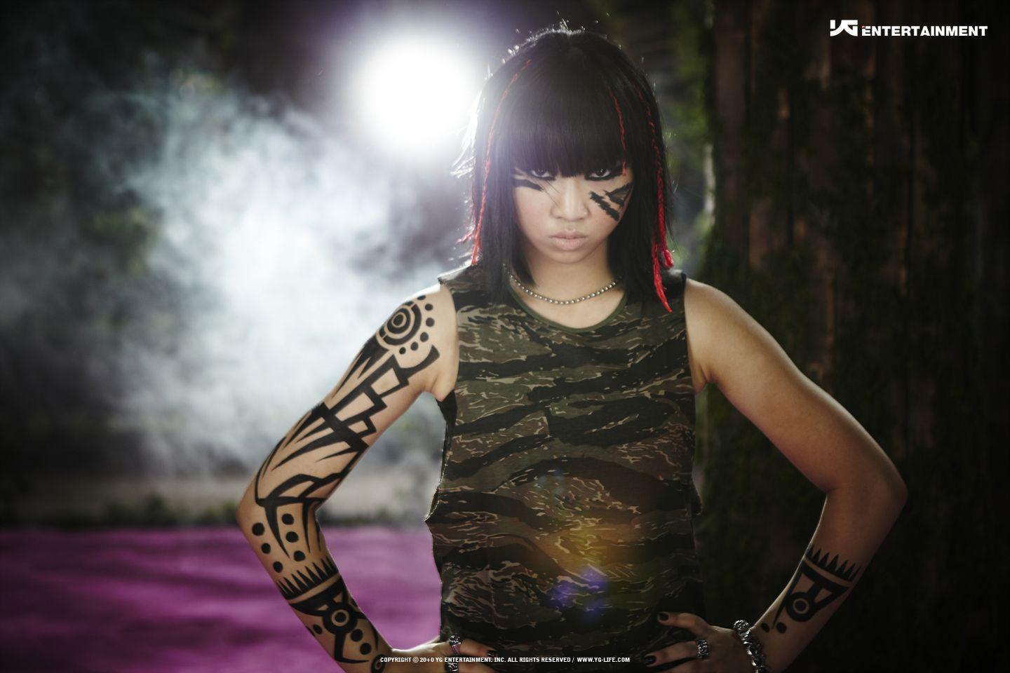 Photos: 2NE1&;s &;Clap your hands&; MV Teaser